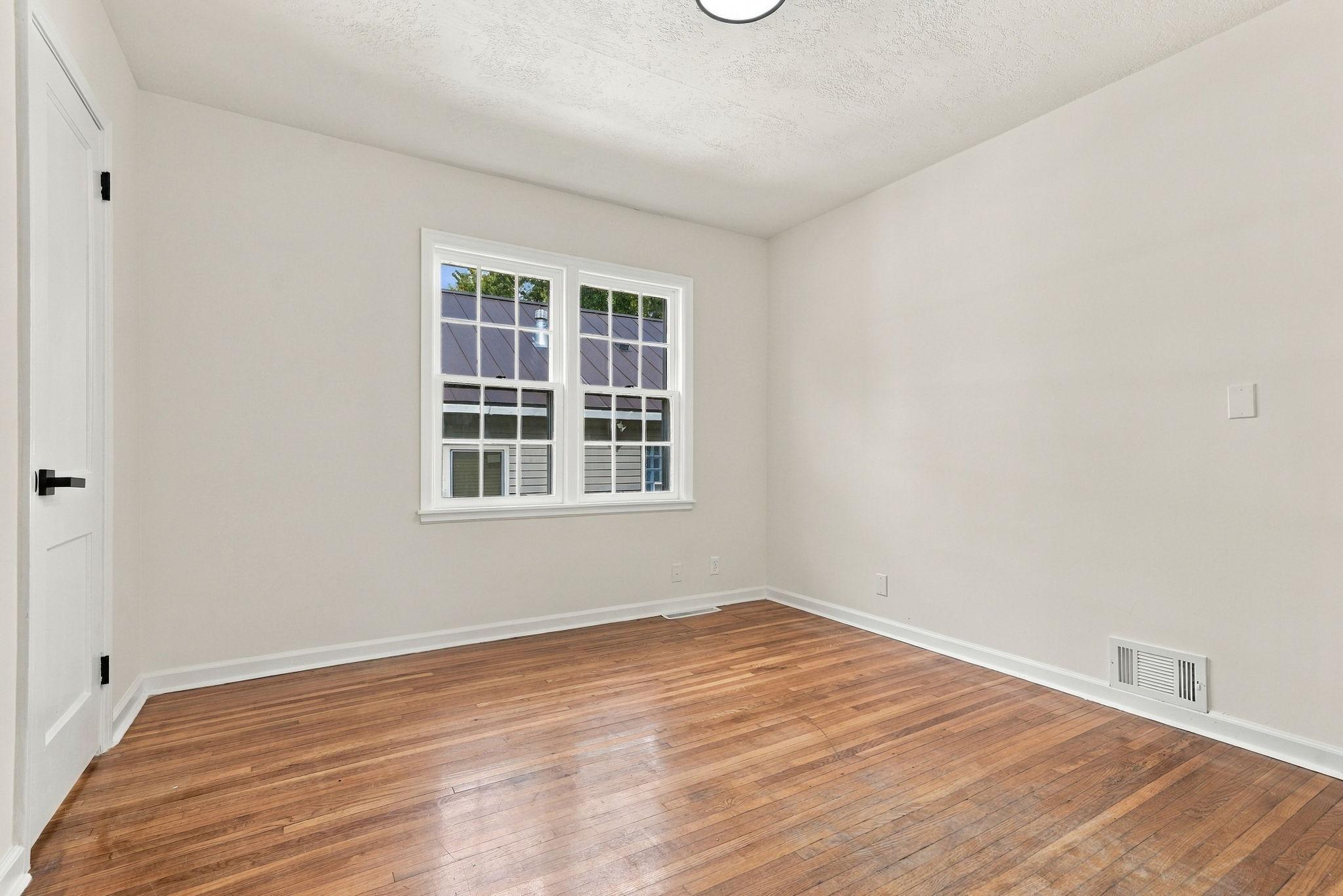 View of Residential at 3746 Russell Avenue, Minneapolis MN 55412, Minneapolis (30 of 60) - Mike Wilen | Minnesota Team Real Estate