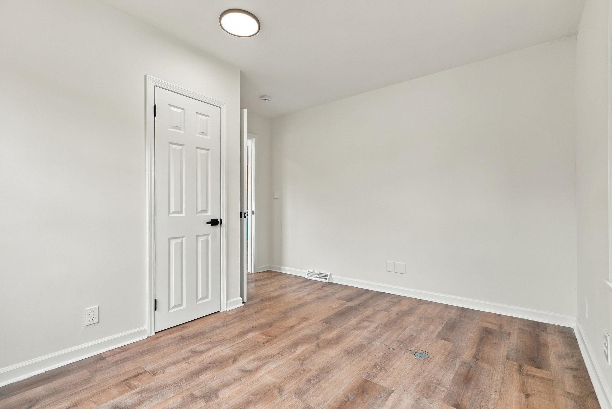 View of Residential at 3746 Russell Avenue, Minneapolis MN 55412, Minneapolis (28 of 60) - Mike Wilen | Minnesota Team Real Estate