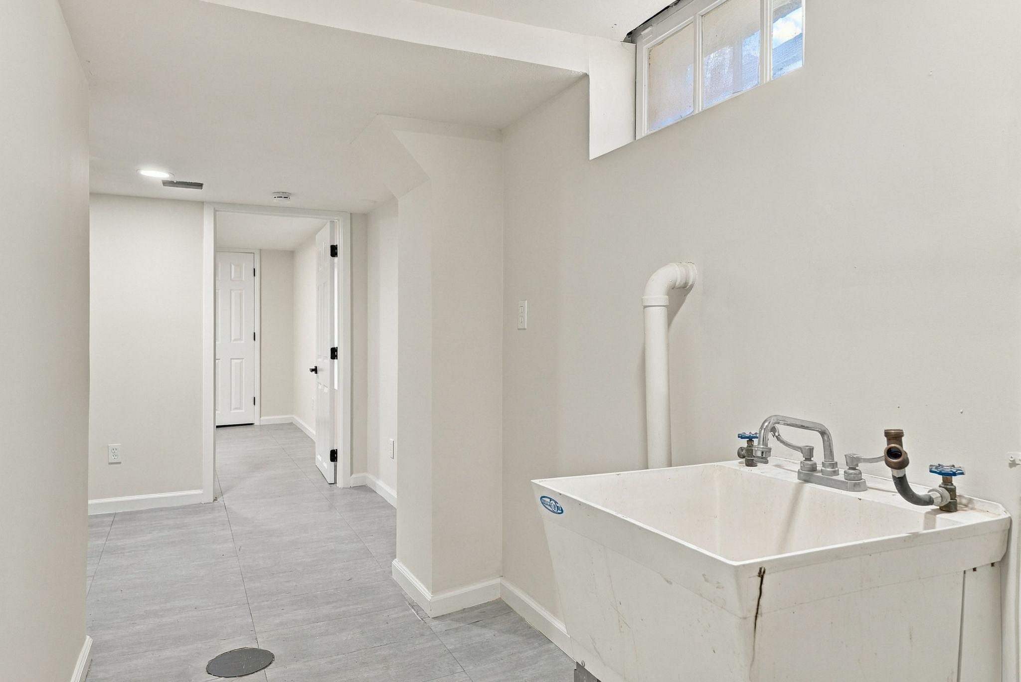 View of Residential at 3746 Russell Avenue, Minneapolis MN 55412, Minneapolis (55 of 60) - Mike Wilen | Minnesota Team Real Estate