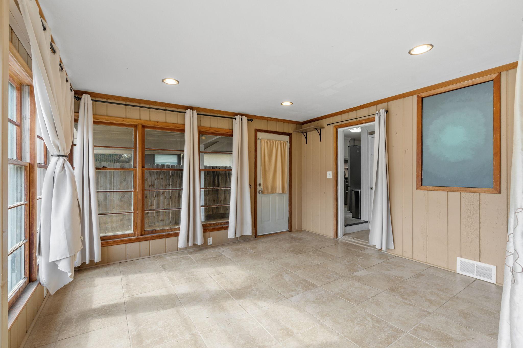 View of Residential at 906 Sherwood Avenue, Saint Paul MN 55106, Saint Paul (27 of 64) - Mike Wilen | Minnesota Team Real Estate