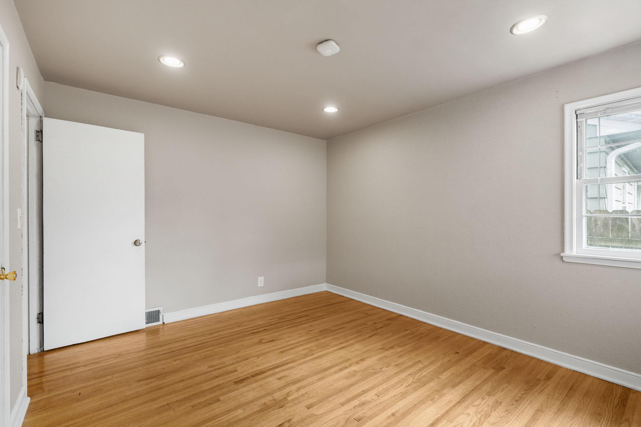 View of Residential at 906 Sherwood Avenue, Saint Paul MN 55106, Saint Paul (21 of 64) - Mike Wilen | Minnesota Team Real Estate