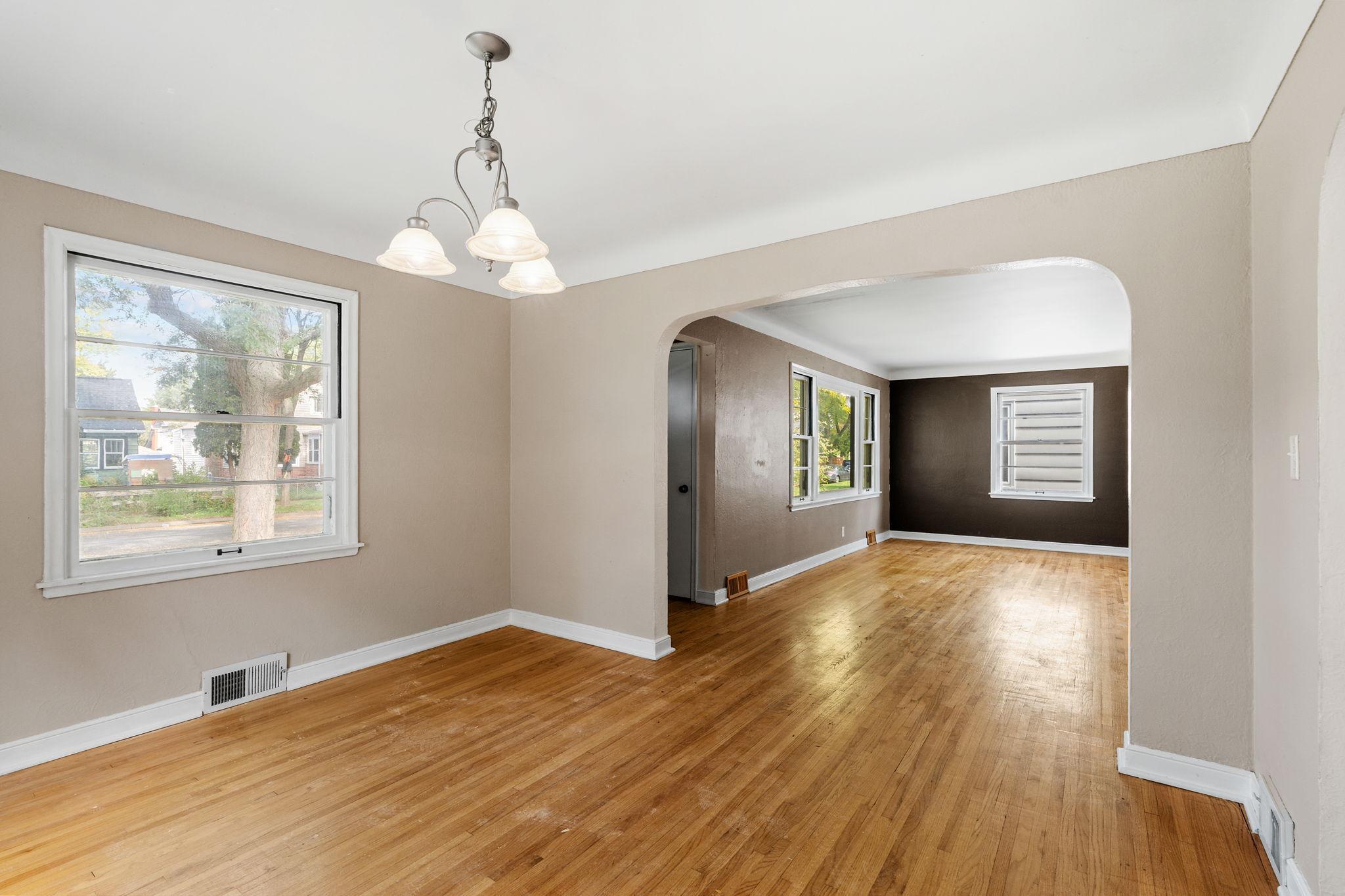 View of Residential at 906 Sherwood Avenue, Saint Paul MN 55106, Saint Paul (12 of 64) - Mike Wilen | Minnesota Team Real Estate