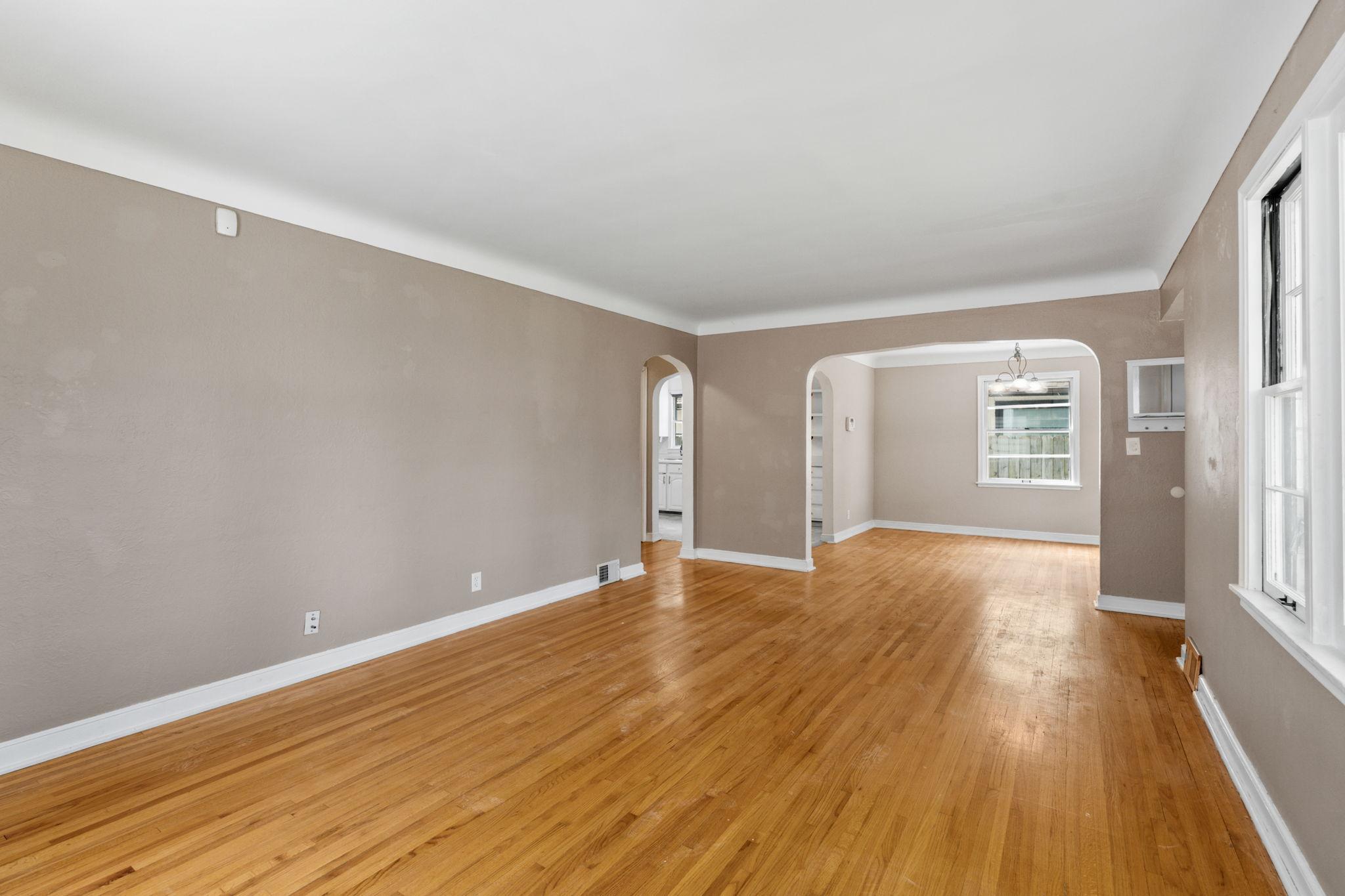 View of Residential at 906 Sherwood Avenue, Saint Paul MN 55106, Saint Paul (8 of 64) - Mike Wilen | Minnesota Team Real Estate