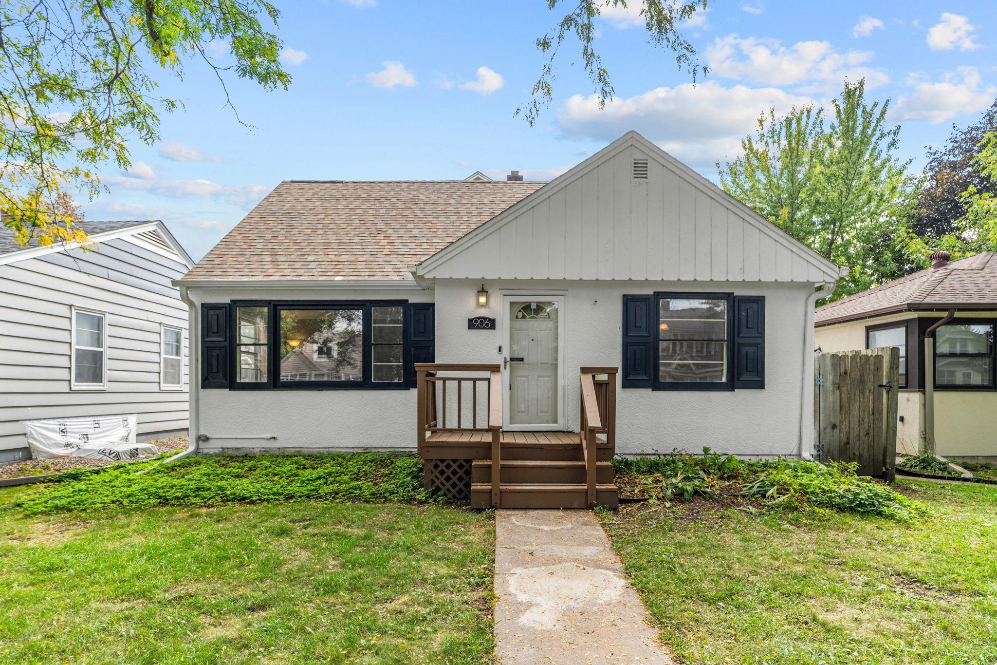 View of Single Family at 906 Sherwood Avenue, Saint Paul - Mike Wilen | Minnesota Team Real Estate