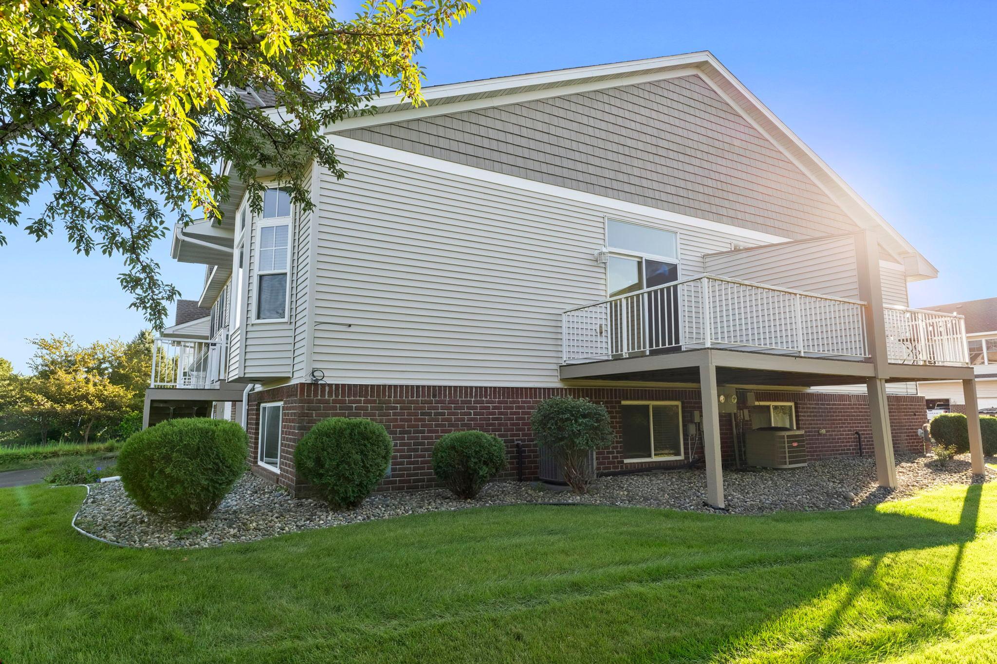 View of Residential at 20676 Hampshire Way, Lakeville MN 55044, Lakeville (9 of 51) - Mike Wilen | Minnesota Team Real Estate