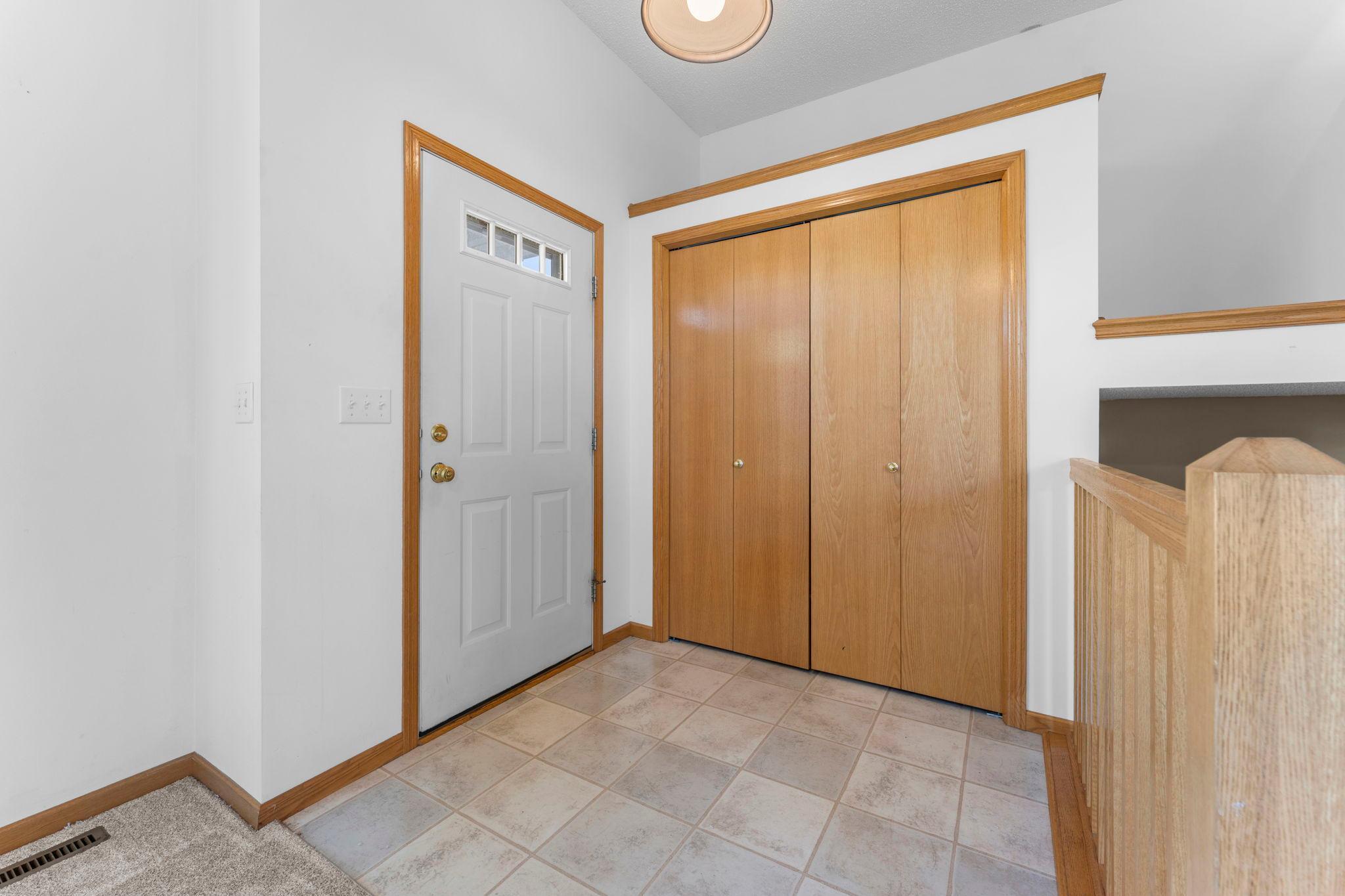 View of Residential at 20676 Hampshire Way, Lakeville MN 55044, Lakeville (11 of 51) - Mike Wilen | Minnesota Team Real Estate