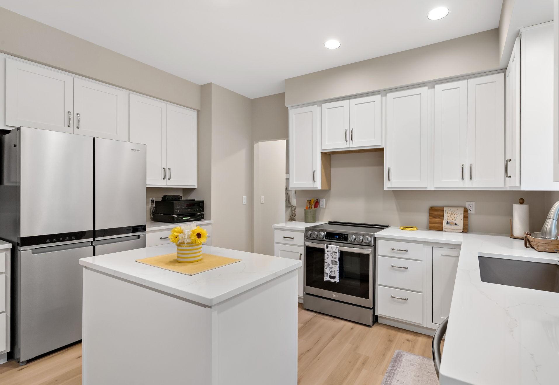 View of Residential at 3402 Fairfax Lane, Woodbury MN 55129, Woodbury (27 of 53) - Mike Wilen | Minnesota Team Real Estate