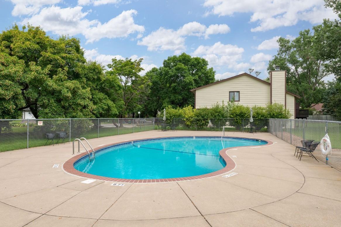 View of Residential at 2800 Hillsboro Avenue #307, New Hope MN 55427, New Hope (29 of 30) - Mike Wilen | Minnesota Team Real Estate