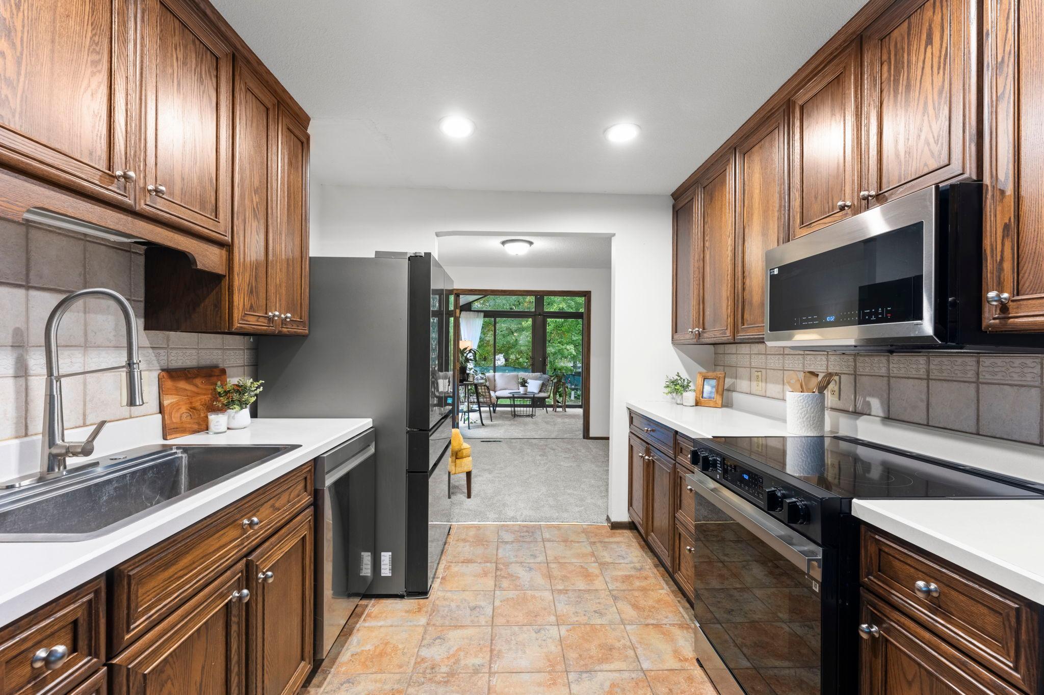 View of Residential at 6453 134th Street, Apple Valley MN 55124, Apple Valley (10 of 30) - Mike Wilen | Minnesota Team Real Estate