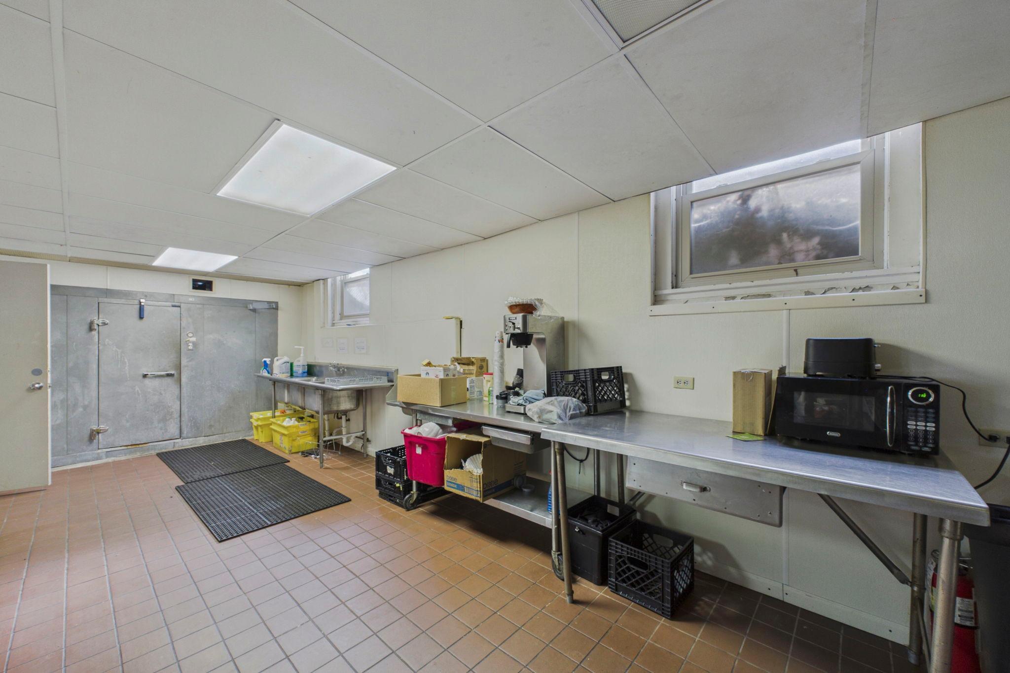 View of Commercial Sale at 3800 Russell Avenue, Minneapolis MN 55412, Minneapolis (54 of 60) - Mike Wilen | Minnesota Team Real Estate