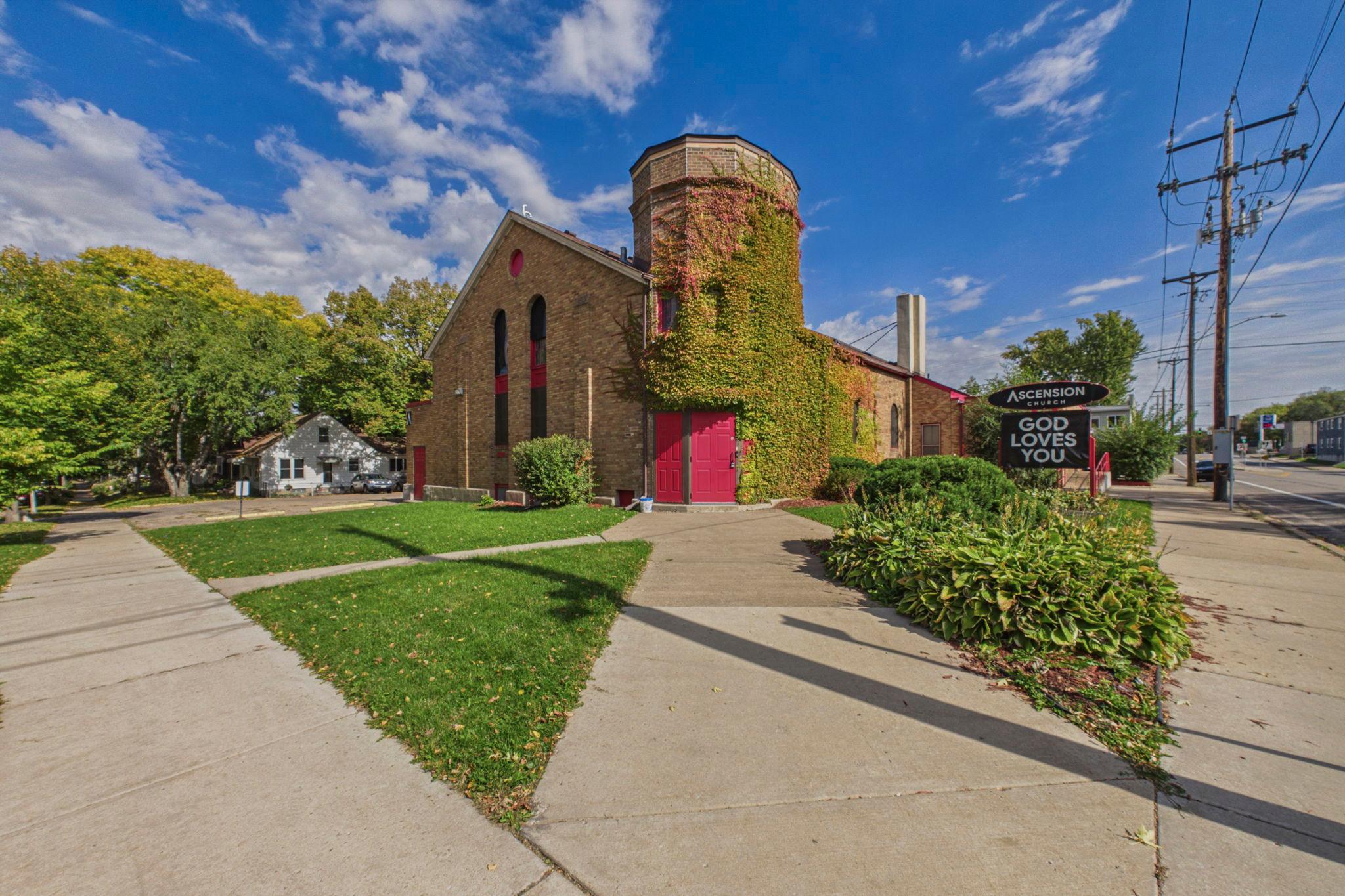 View of Commercial Sale at 3800 Russell Avenue, Minneapolis MN 55412, Minneapolis (2 of 60) - Mike Wilen | Minnesota Team Real Estate