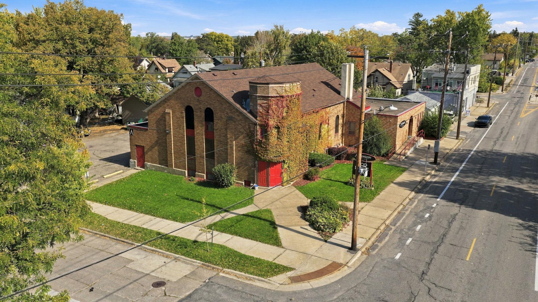 View of Commercial Sale at 3800 Russell Avenue, Minneapolis MN 55412, Minneapolis (29 of 60) - Mike Wilen | Minnesota Team Real Estate