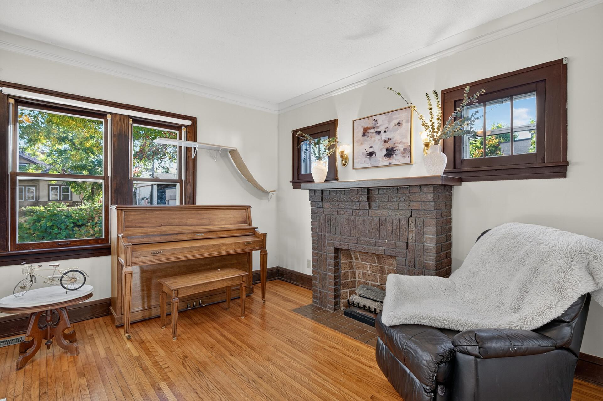 View of Residential at 1313 Sheridan Avenue, Minneapolis MN 55411, Minneapolis (3 of 83) - Mike Wilen | Minnesota Team Real Estate