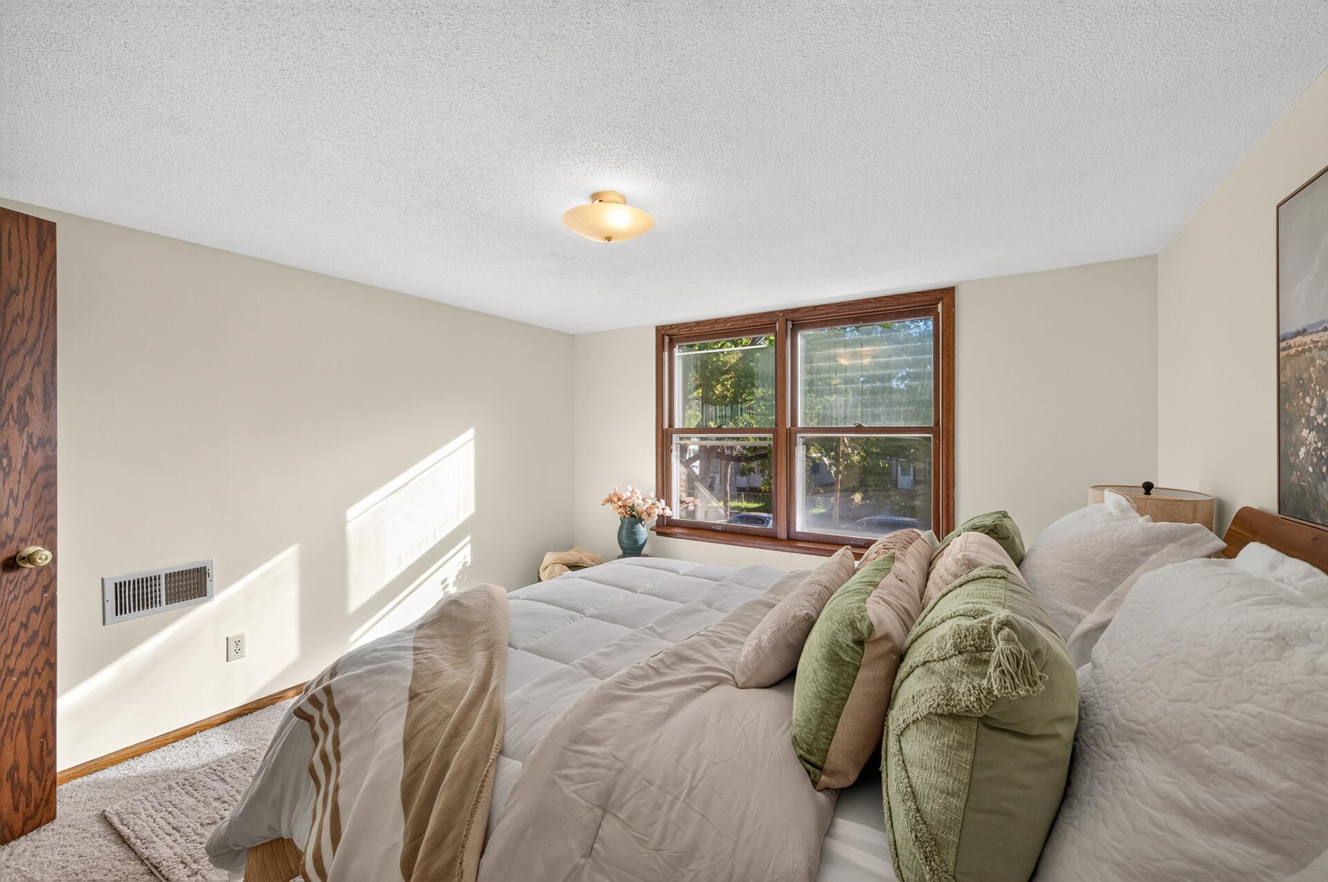 View of Residential at 1313 Sheridan Avenue, Minneapolis MN 55411, Minneapolis (60 of 83) - Mike Wilen | Minnesota Team Real Estate