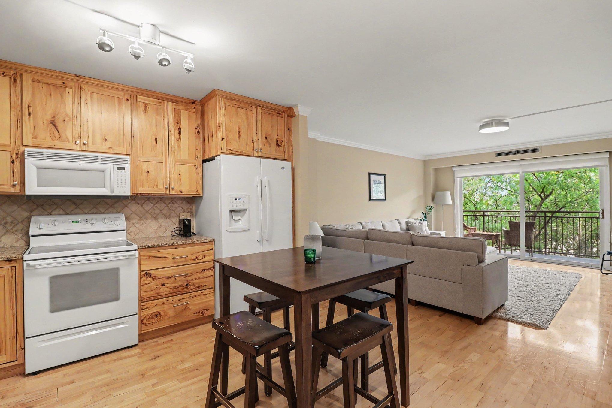 View of Residential at 210 Grant Street #615, Minneapolis MN 55403, Minneapolis (11 of 30) - Mike Wilen | Minnesota Team Real Estate