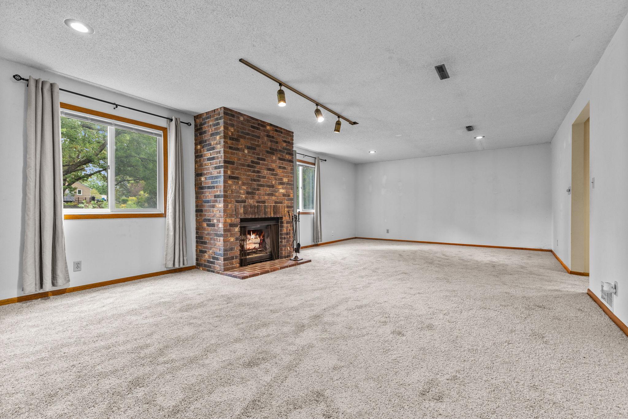 View of Residential at 4212 Desoto Street, Vadnais Heights MN 55127, Vadnais Heights (15 of 36) - Mike Wilen | Minnesota Team Real Estate