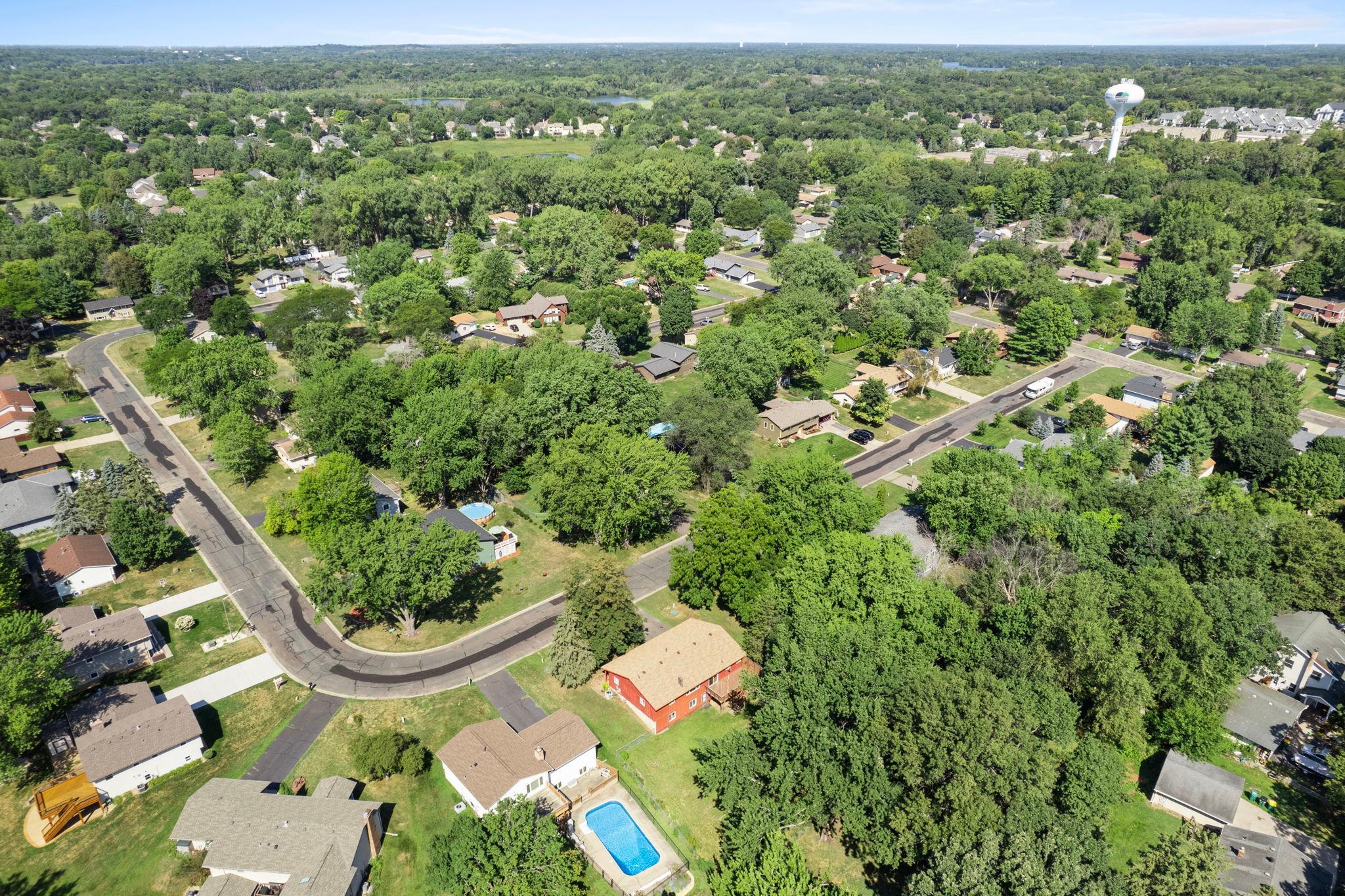 View of Residential at 4212 Desoto Street, Vadnais Heights MN 55127, Vadnais Heights (33 of 36) - Mike Wilen | Minnesota Team Real Estate
