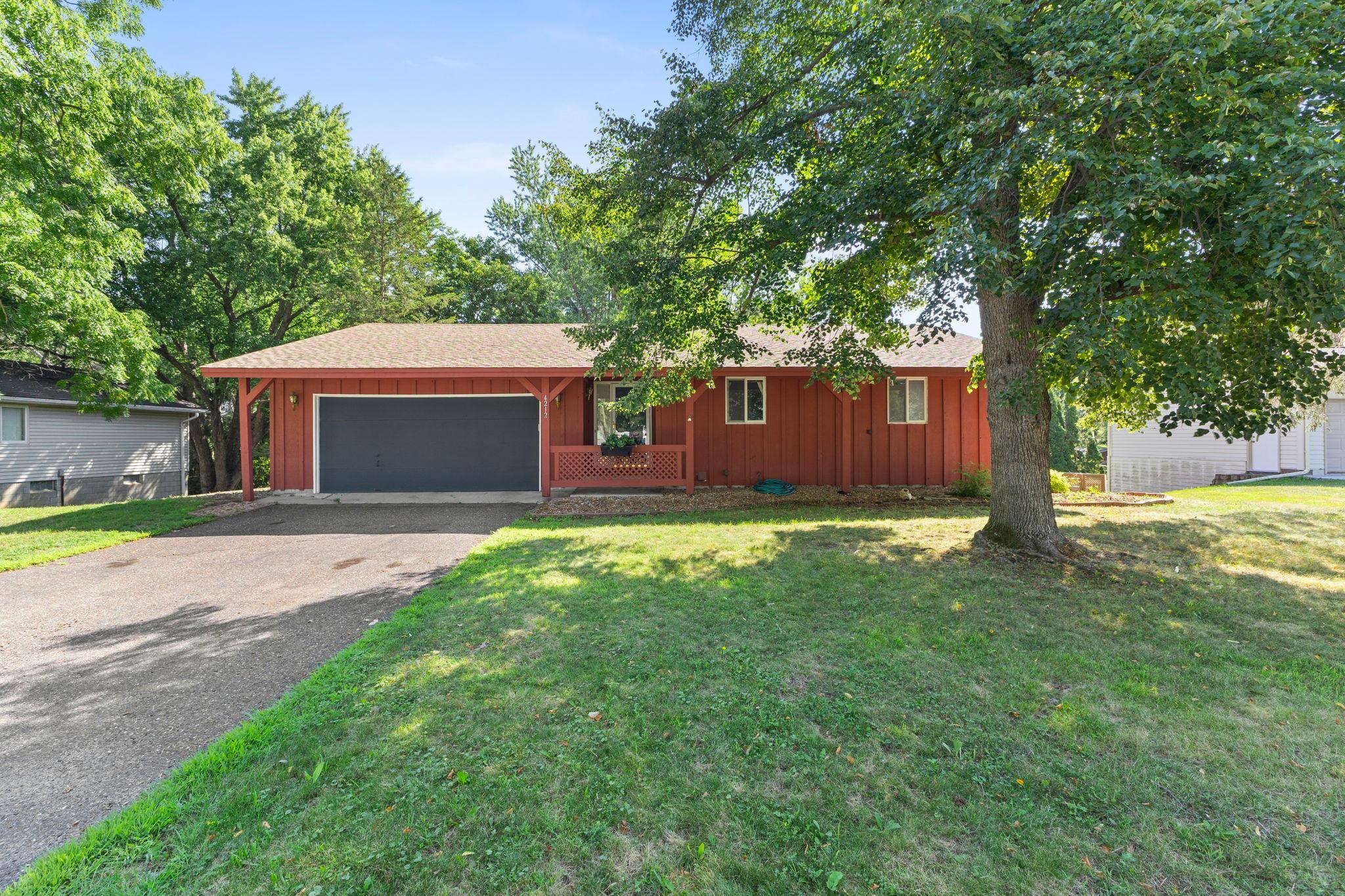 View of Residential at 4212 Desoto Street, Vadnais Heights MN 55127, Vadnais Heights (18 of 36) - Mike Wilen | Minnesota Team Real Estate