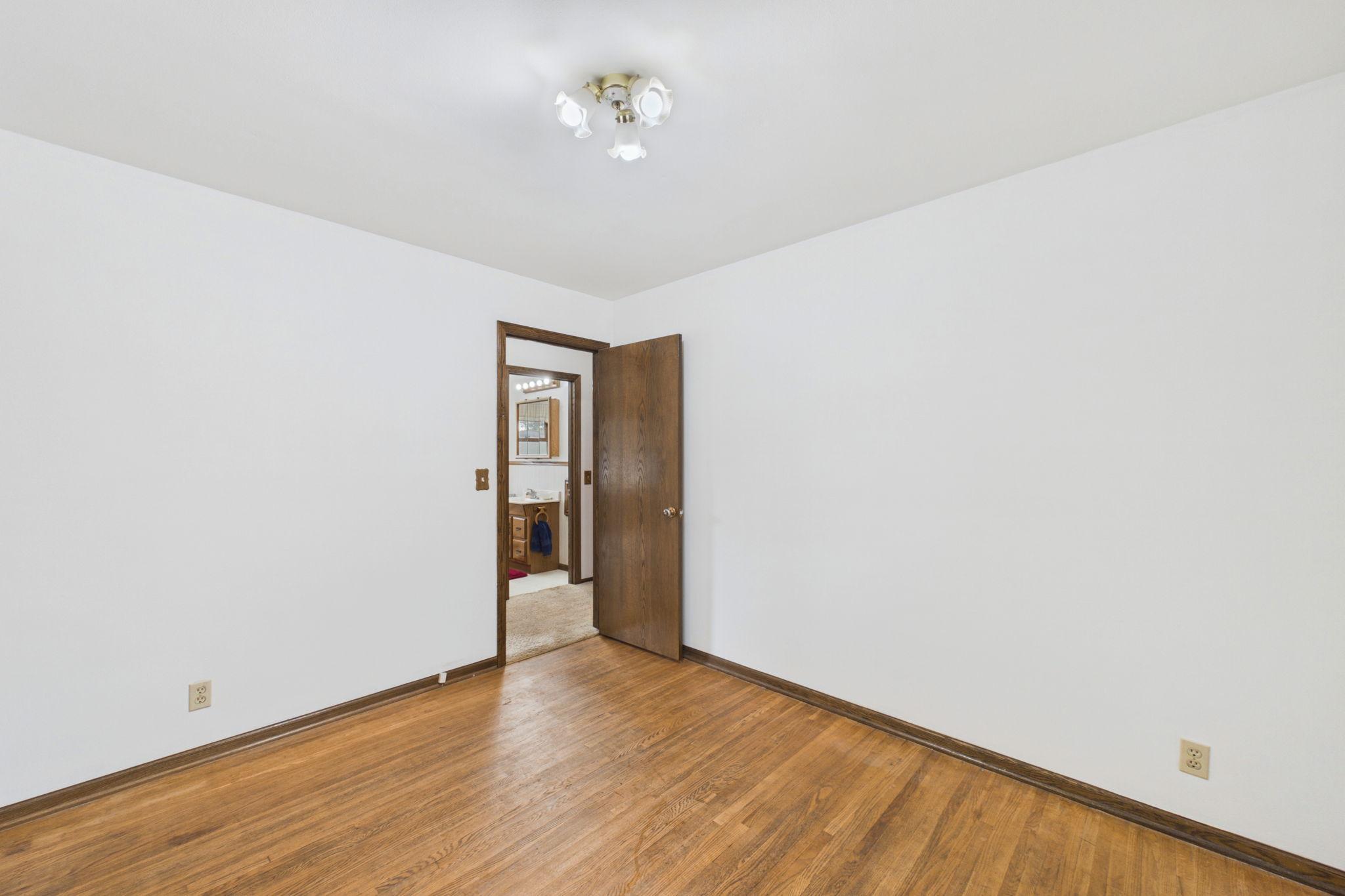 View of Residential at 8831 Greenway Avenue, Cottage Grove MN 55016, Cottage Grove (14 of 39) - Mike Wilen | Minnesota Team Real Estate