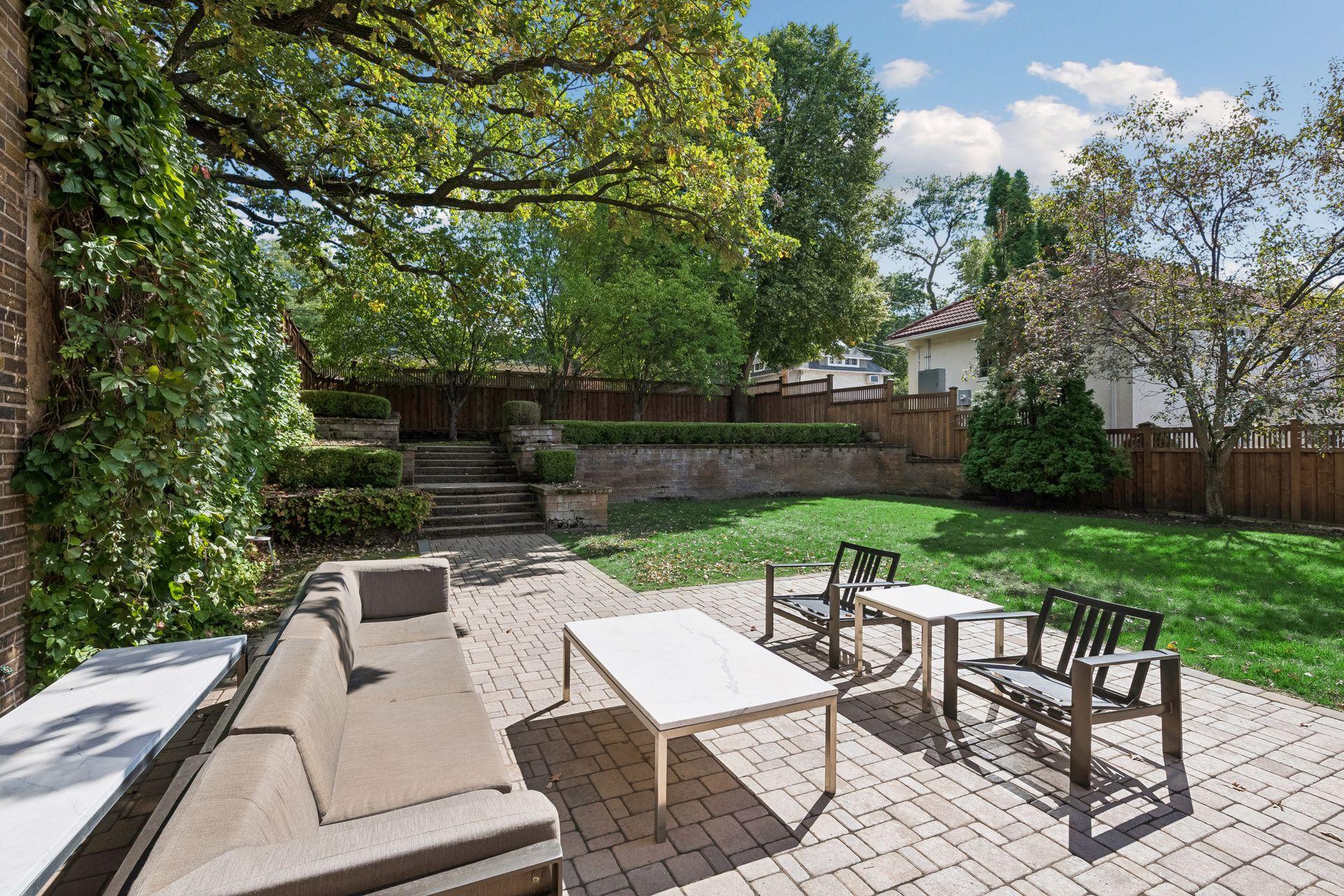View of Residential at 2409 Lake Of The Isles Parkway, Minneapolis MN 55405, Minneapolis (34 of 36) - Mike Wilen | Minnesota Team Real Estate