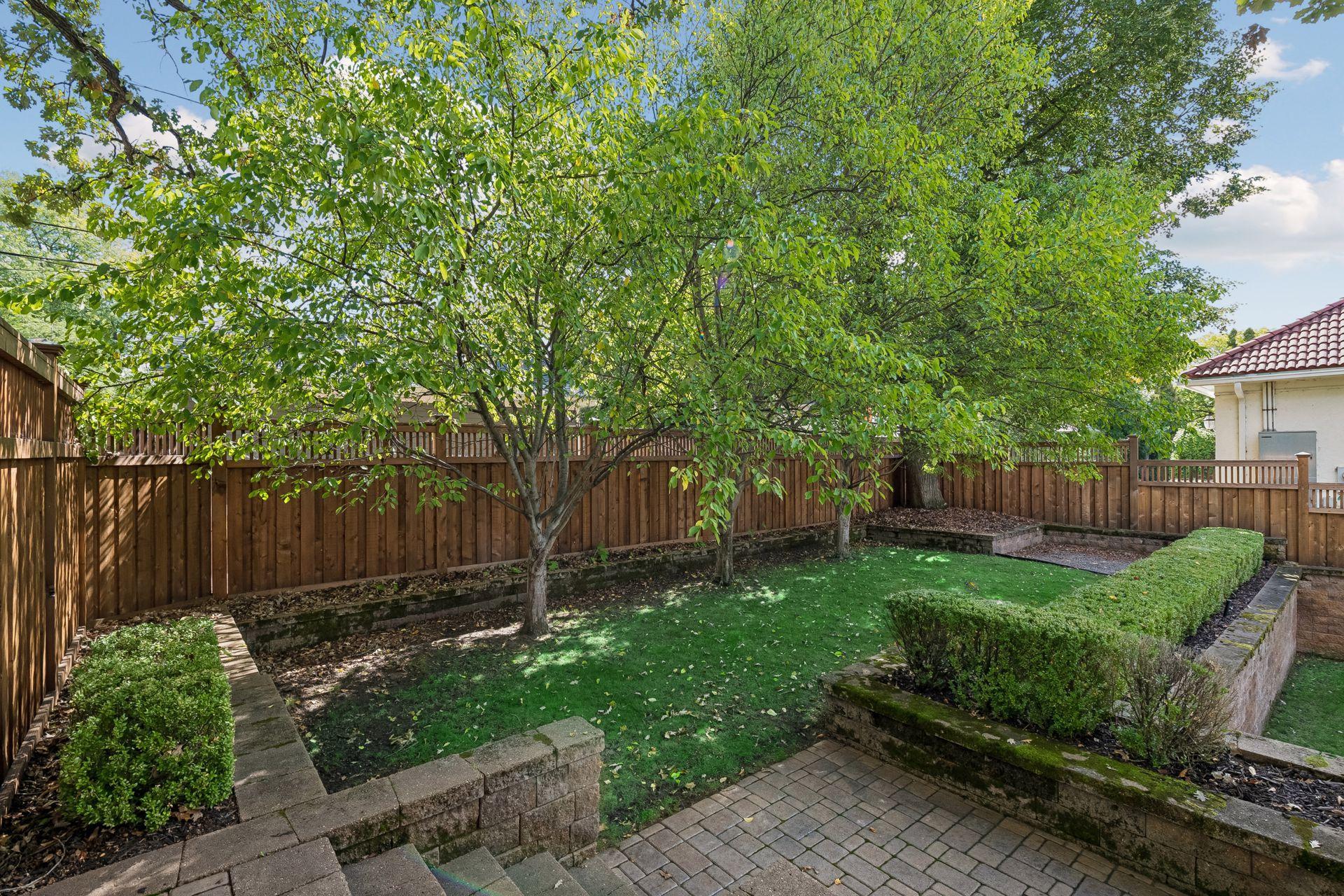 View of Residential at 2409 Lake Of The Isles Parkway, Minneapolis MN 55405, Minneapolis (32 of 36) - Mike Wilen | Minnesota Team Real Estate