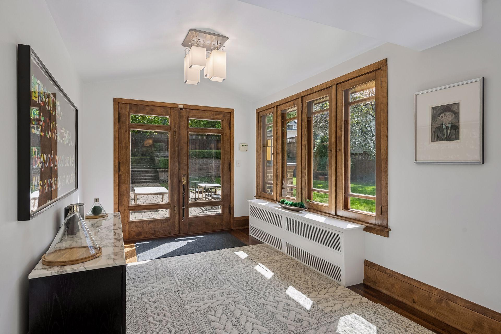 View of Residential at 2409 Lake Of The Isles Parkway, Minneapolis MN 55405, Minneapolis (12 of 36) - Mike Wilen | Minnesota Team Real Estate