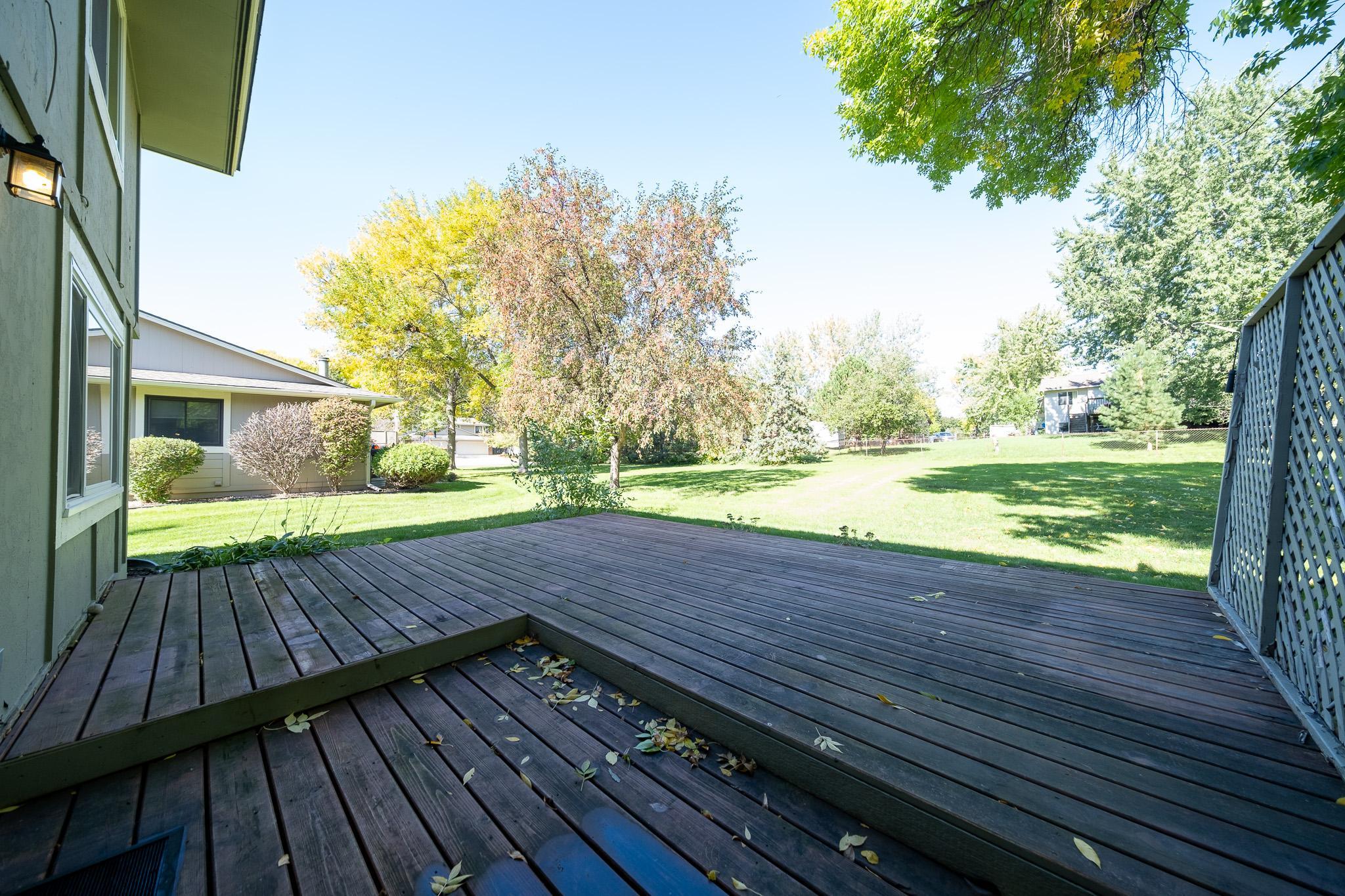 View of Residential at 13642 86th Avenue, Maple Grove MN 55369, Maple Grove (17 of 19) - Mike Wilen | Minnesota Team Real Estate