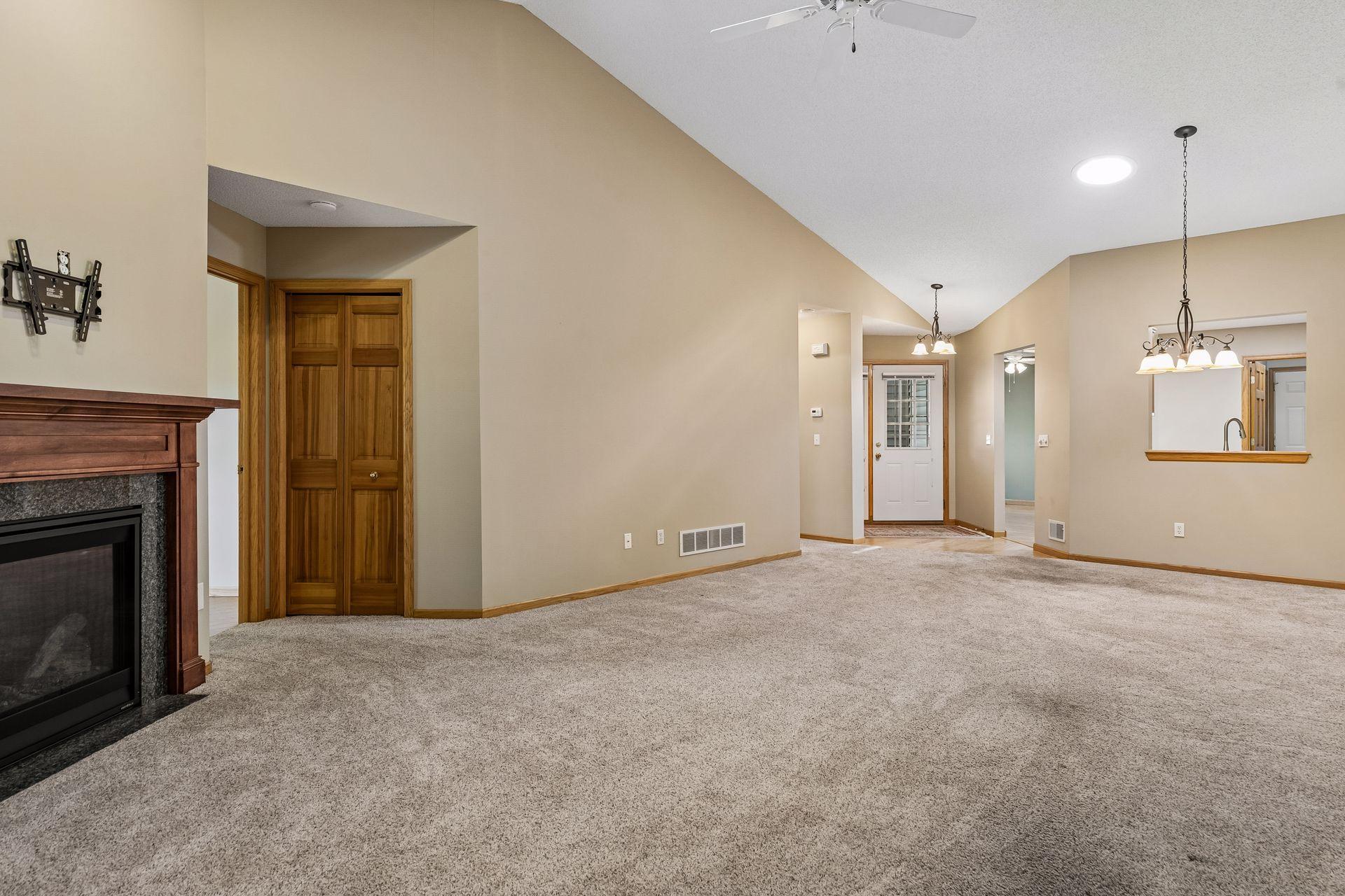 View of Residential at 7658 Newbury Road, Woodbury MN 55125, Woodbury (17 of 44) - Mike Wilen | Minnesota Team Real Estate