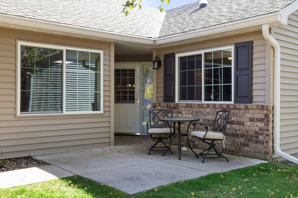 View of (TH) Side x Side at 7658 Newbury Road, Woodbury - Mike Wilen | Minnesota Team Real Estate