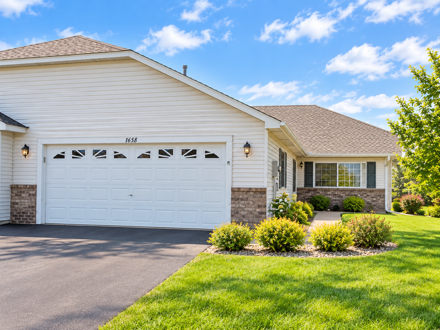 View of (TH) Side x Side at 7658 Newbury Road, Woodbury - Mike Wilen | Minnesota Team Real Estate