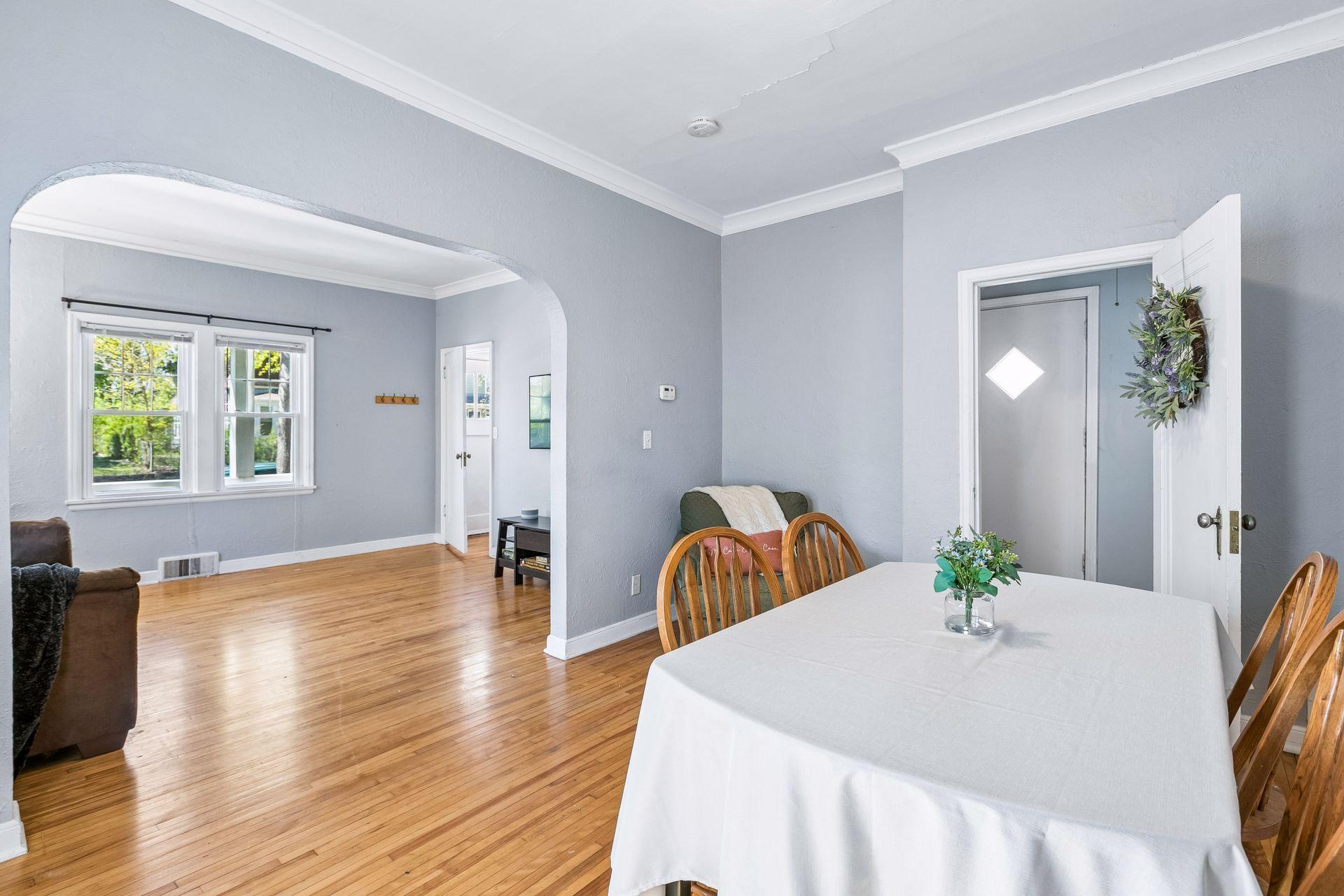 View of Residential at 1505 Sherburne Avenue, Saint Paul MN 55104, Saint Paul (5 of 22) - Mike Wilen | Minnesota Team Real Estate