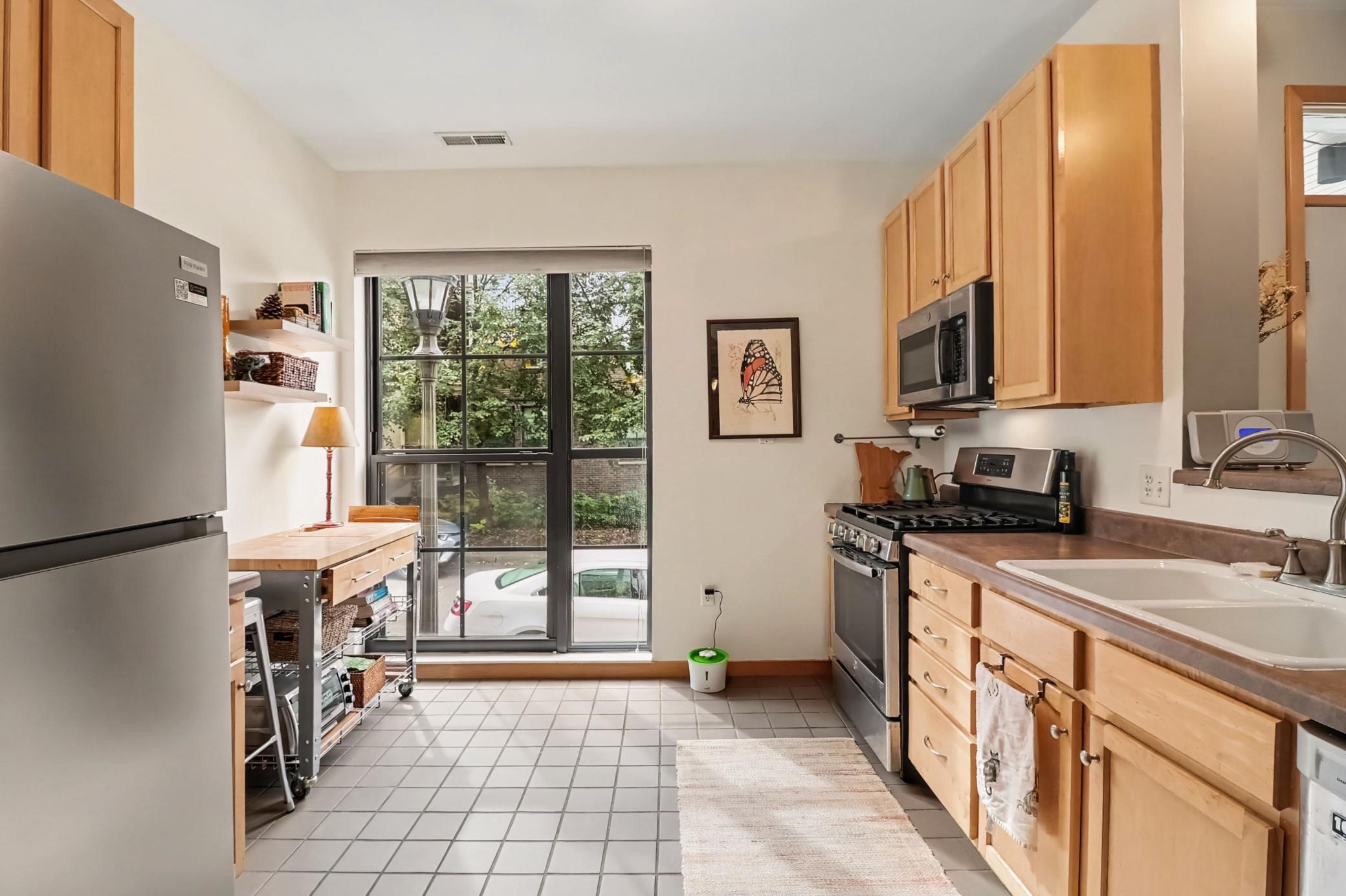 View of Residential at 820 Emerald Street #117, Saint Paul MN 55114, Saint Paul (7 of 30) - Mike Wilen | Minnesota Team Real Estate