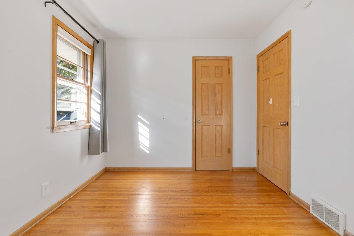 View of Residential at 6737 Columbus Avenue, Richfield MN 55423, Richfield (32 of 46) - Mike Wilen | Minnesota Team Real Estate