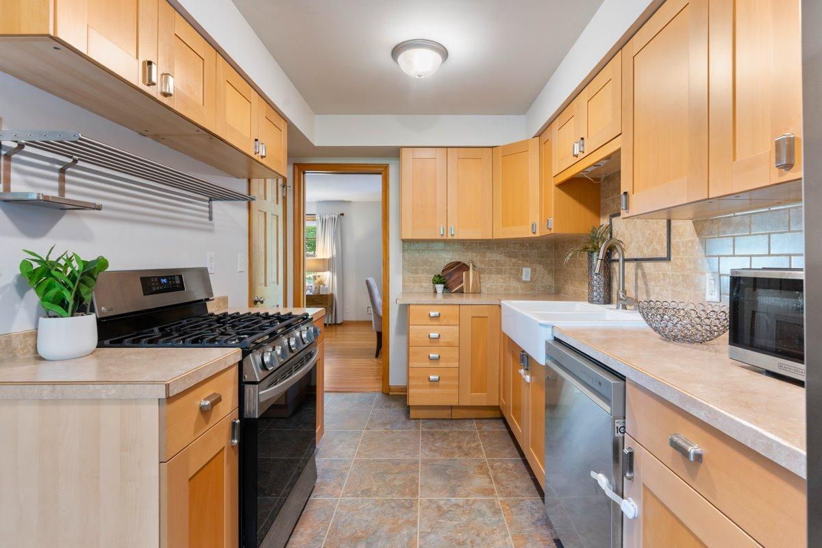 View of Residential at 6737 Columbus Avenue, Richfield MN 55423, Richfield (19 of 46) - Mike Wilen | Minnesota Team Real Estate