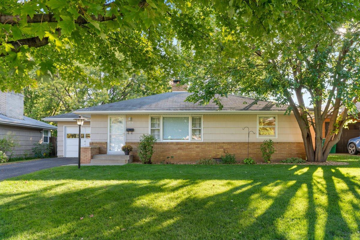View of Residential at 6737 Columbus Avenue, Richfield MN 55423, Richfield (3 of 46) - Mike Wilen | Minnesota Team Real Estate