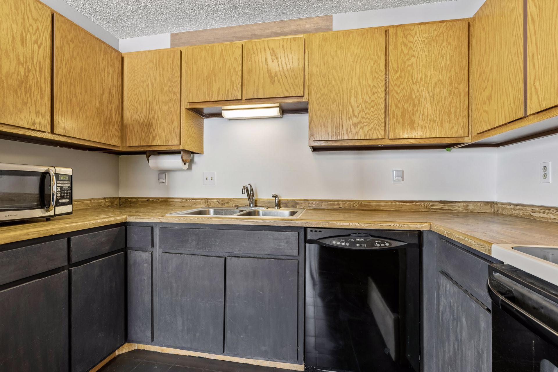 View of Residential at 3049 Lake Shore Drive #A, Minneapolis MN 55416, Minneapolis (13 of 23) - Mike Wilen | Minnesota Team Real Estate