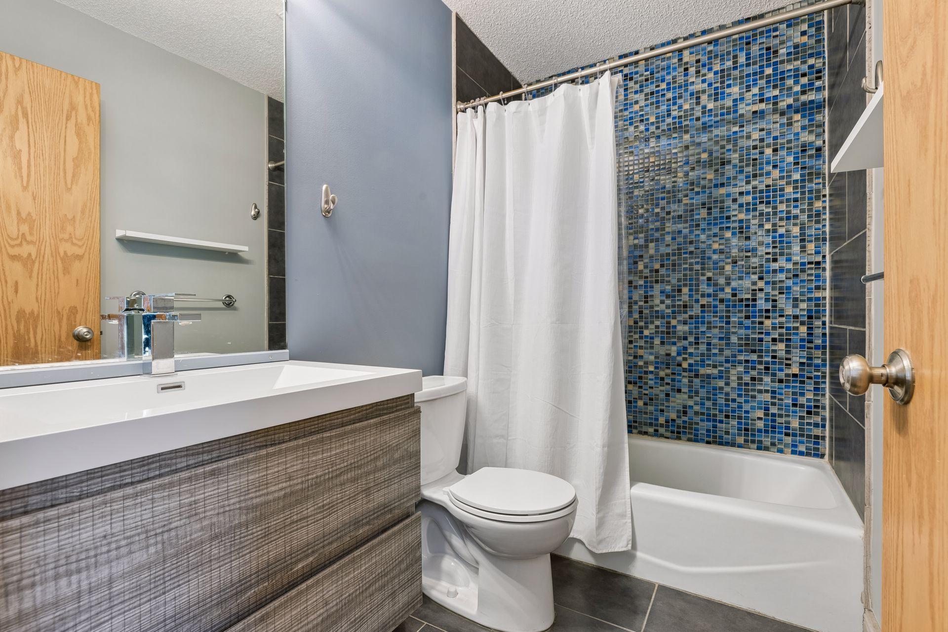 View of Residential at 3049 Lake Shore Drive #A, Minneapolis MN 55416, Minneapolis (16 of 23) - Mike Wilen | Minnesota Team Real Estate