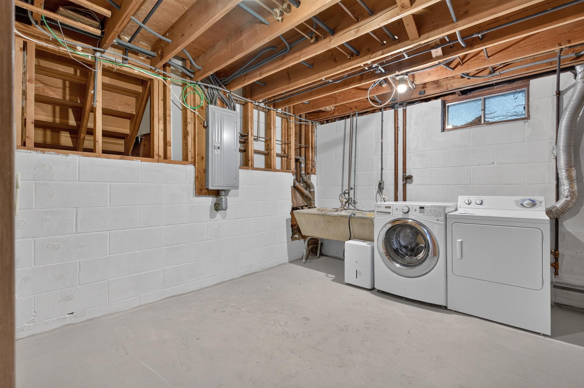 View of Residential at 2619 Hayes Street, Minneapolis MN 55418, Minneapolis (31 of 56) - Mike Wilen | Minnesota Team Real Estate