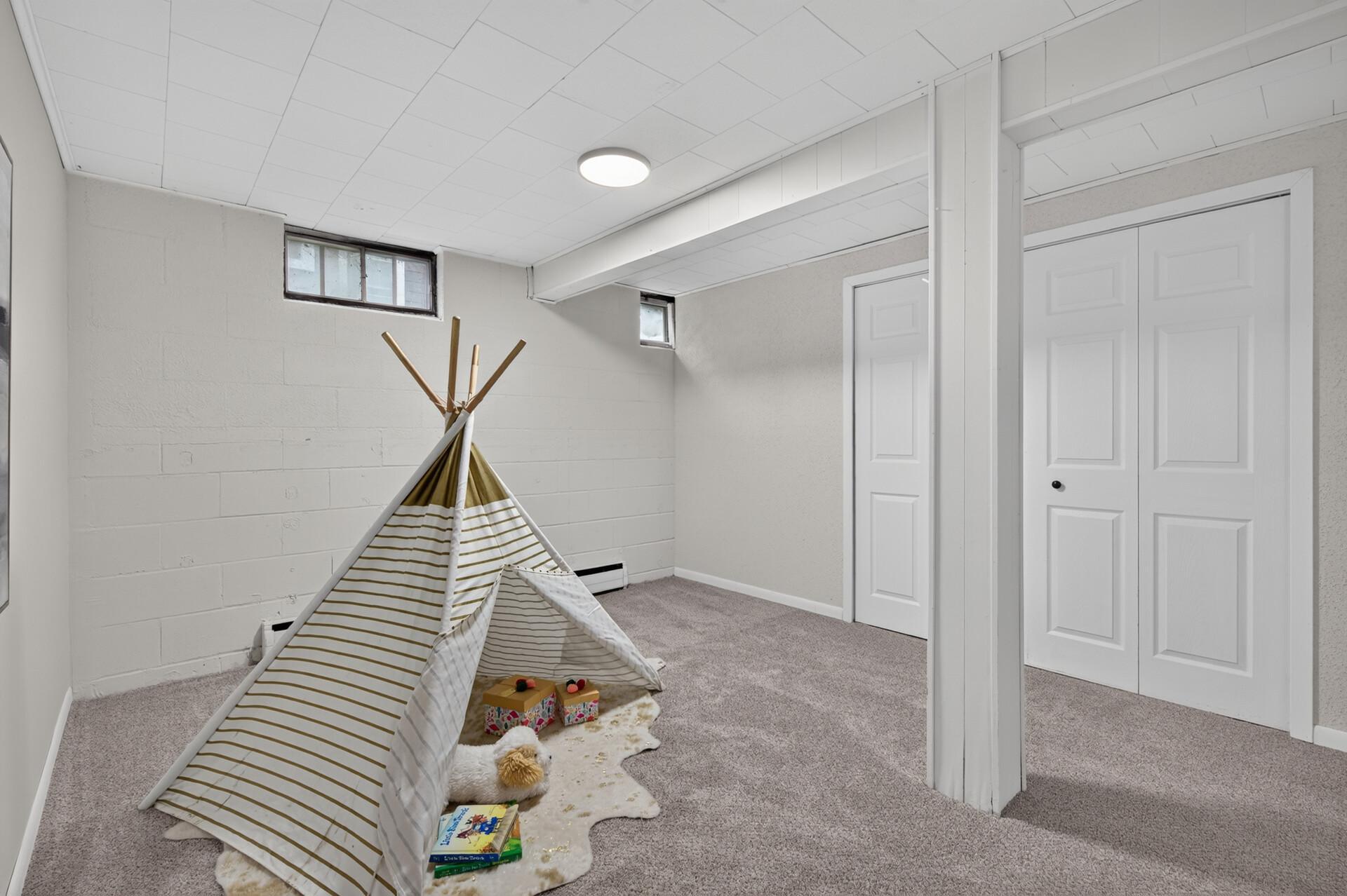 View of Residential at 2619 Hayes Street, Minneapolis MN 55418, Minneapolis (29 of 56) - Mike Wilen | Minnesota Team Real Estate