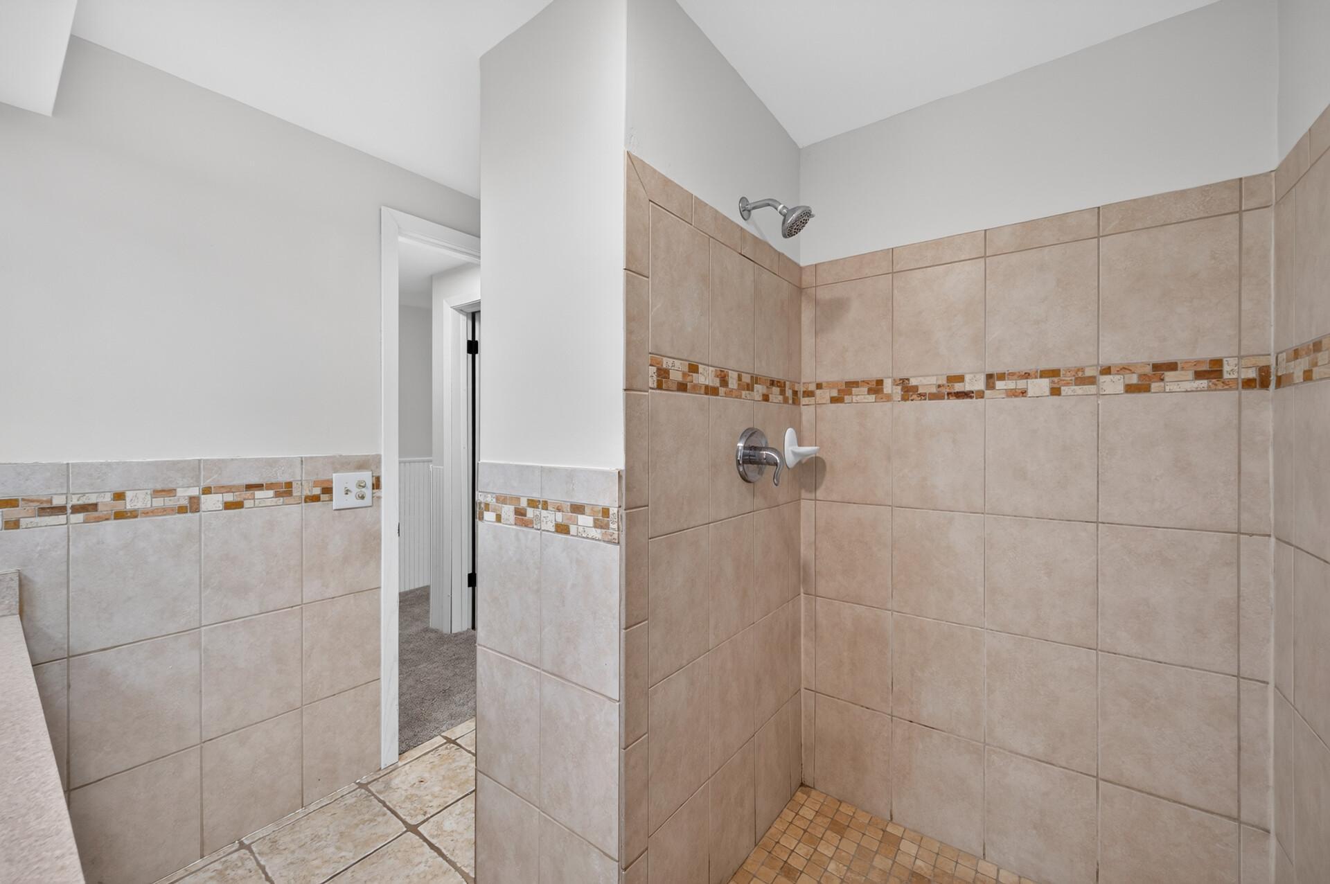 View of Residential at 2619 Hayes Street, Minneapolis MN 55418, Minneapolis (20 of 56) - Mike Wilen | Minnesota Team Real Estate