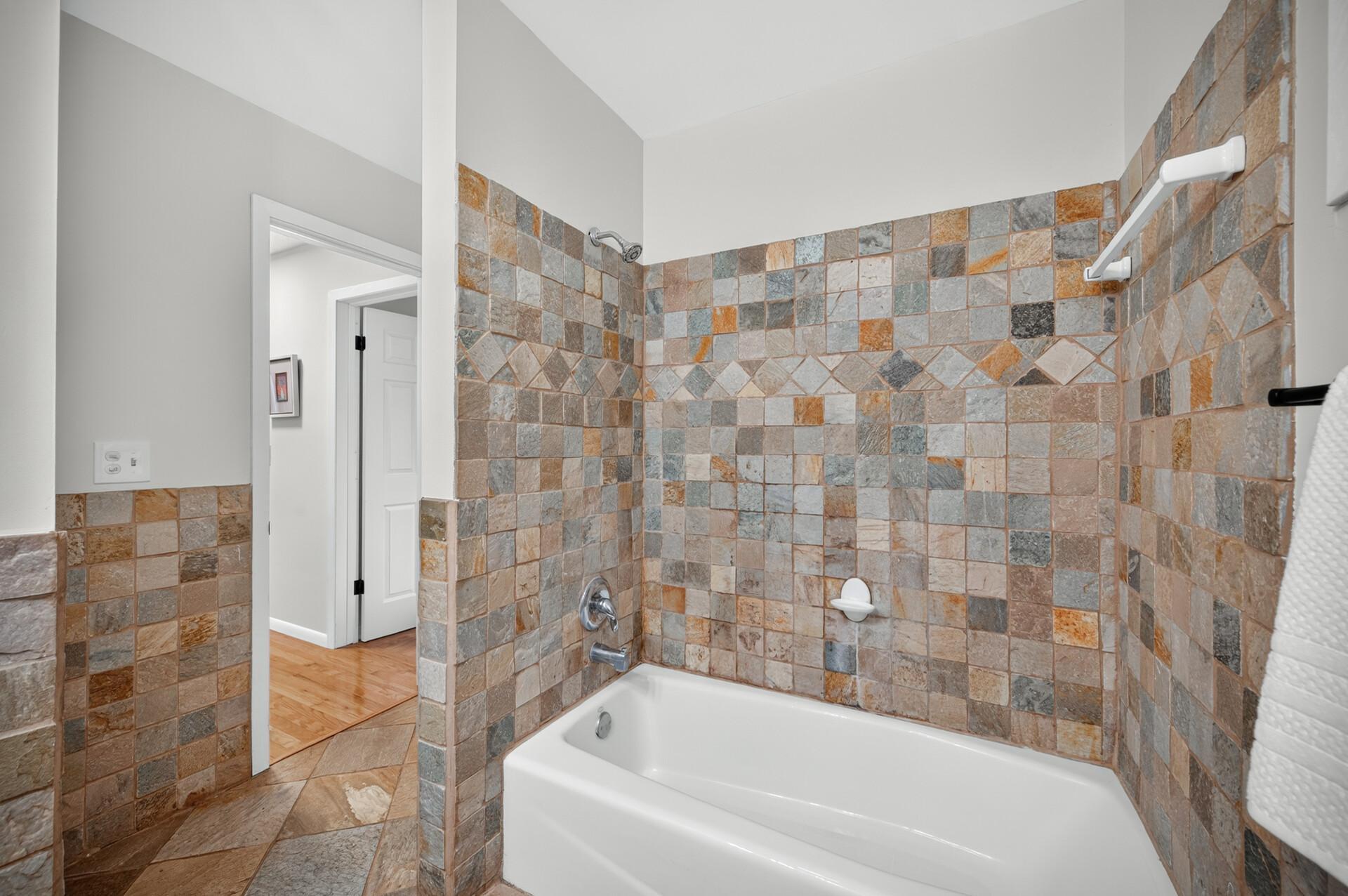 View of Residential at 2619 Hayes Street, Minneapolis MN 55418, Minneapolis (18 of 56) - Mike Wilen | Minnesota Team Real Estate