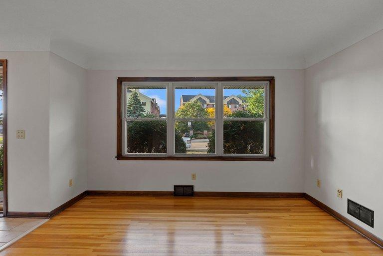 View of Residential at 4201 40th Avenue, Robbinsdale MN 55422, Robbinsdale (12 of 54) - Mike Wilen | Minnesota Team Real Estate