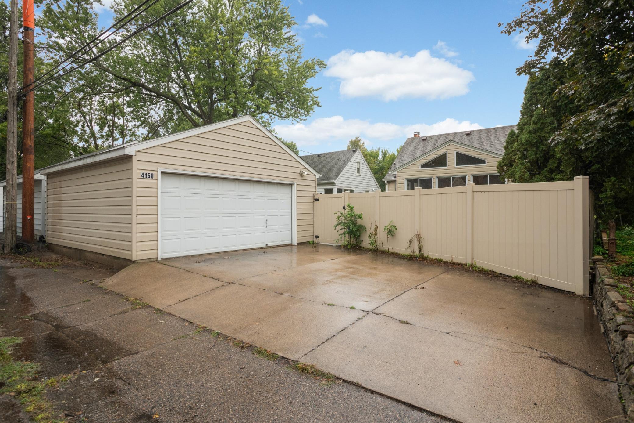 View of Residential at 4150 Abbott Avenue, Robbinsdale MN 55422, Robbinsdale (30 of 53) - Mike Wilen | Minnesota Team Real Estate