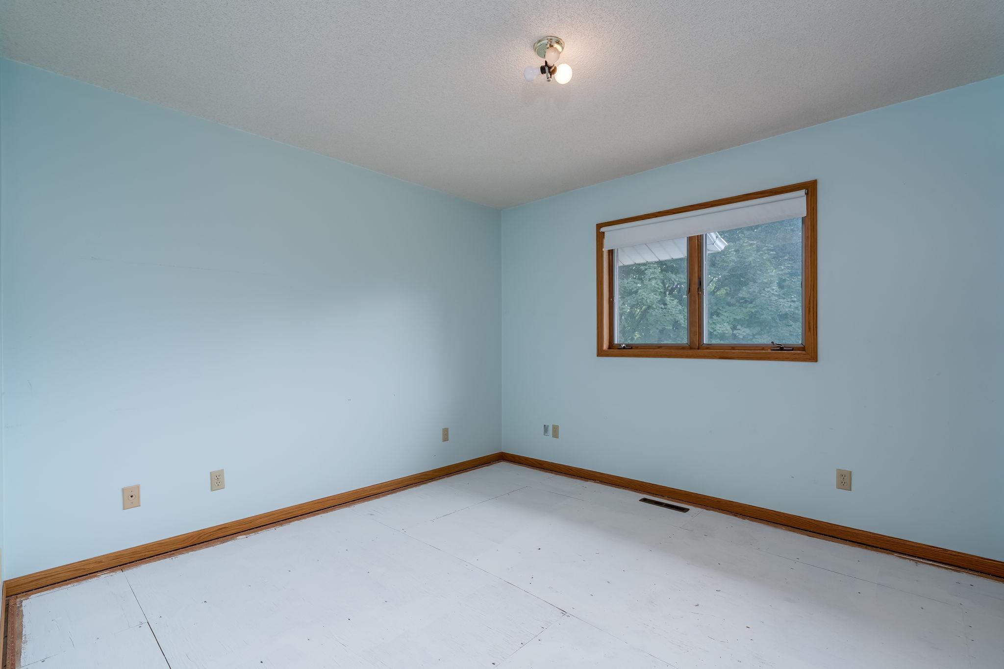 View of Residential at 1207 William Street, Kasota MN 56050, Kasota (23 of 38) - Mike Wilen | Minnesota Team Real Estate