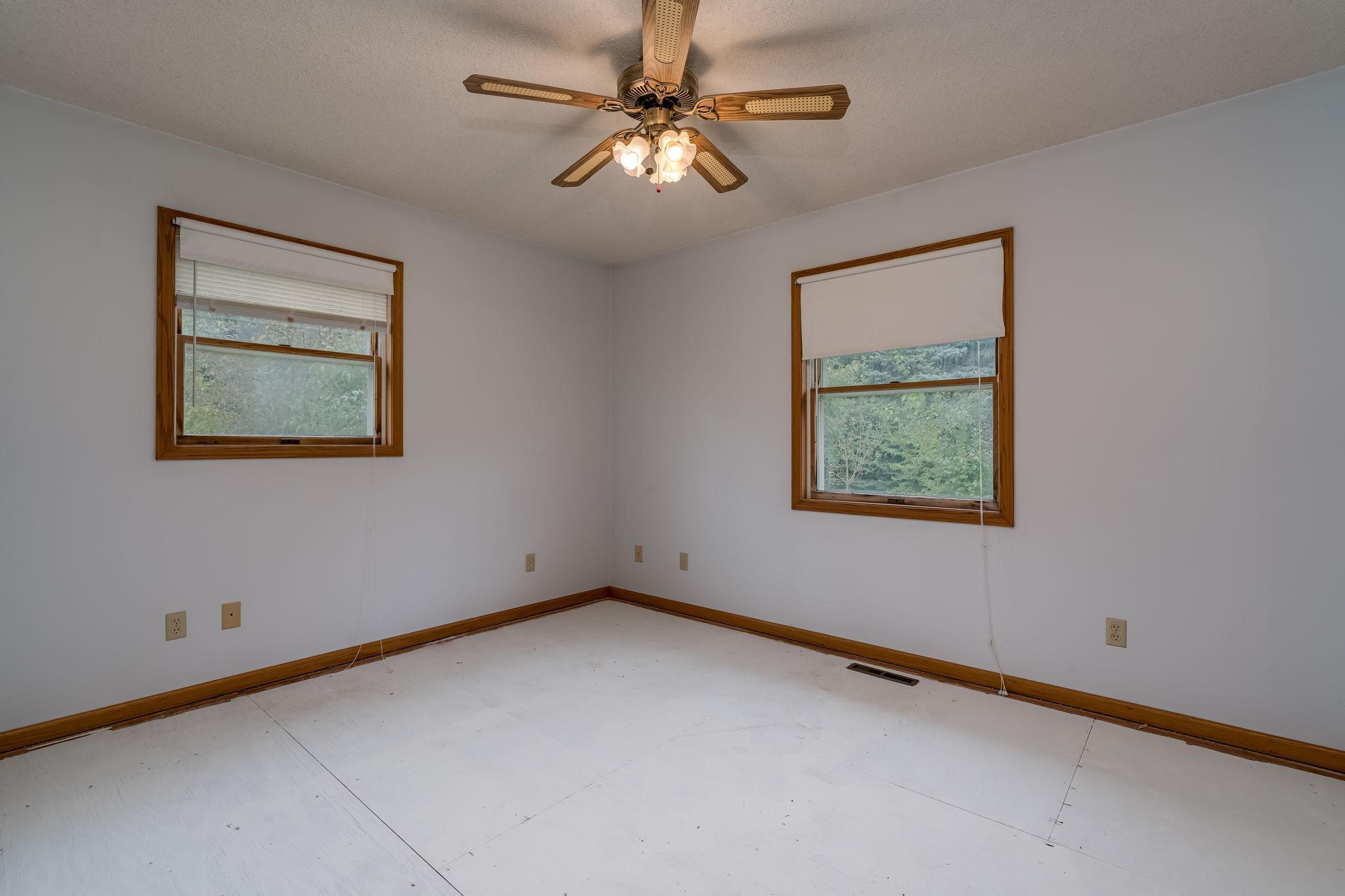 View of Residential at 1207 William Street, Kasota MN 56050, Kasota (18 of 38) - Mike Wilen | Minnesota Team Real Estate