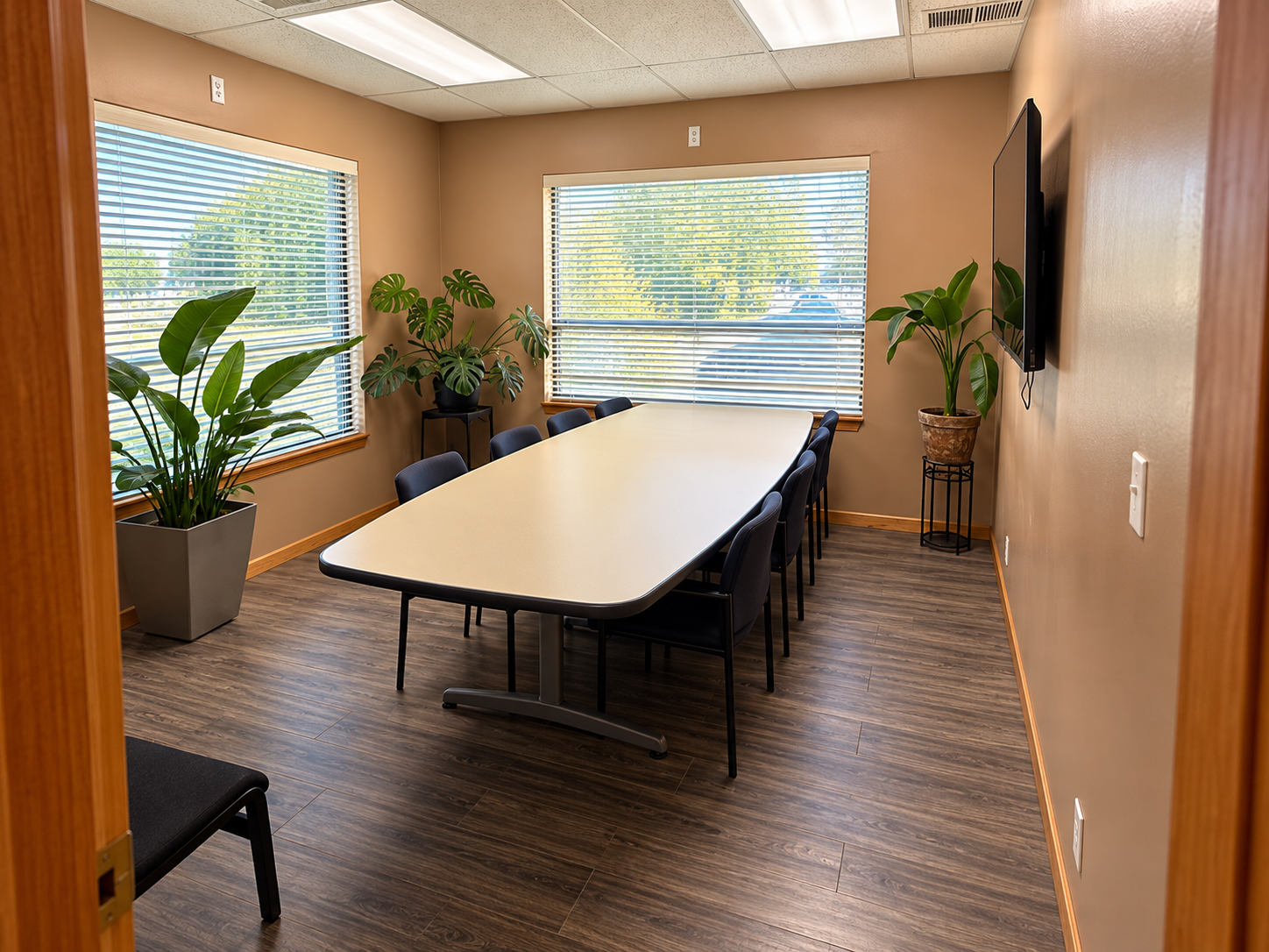 View of Commercial Sale at 1819 Lowry Avenue, Minneapolis MN 55411, Minneapolis (5 of 8) - Mike Wilen | Minnesota Team Real Estate