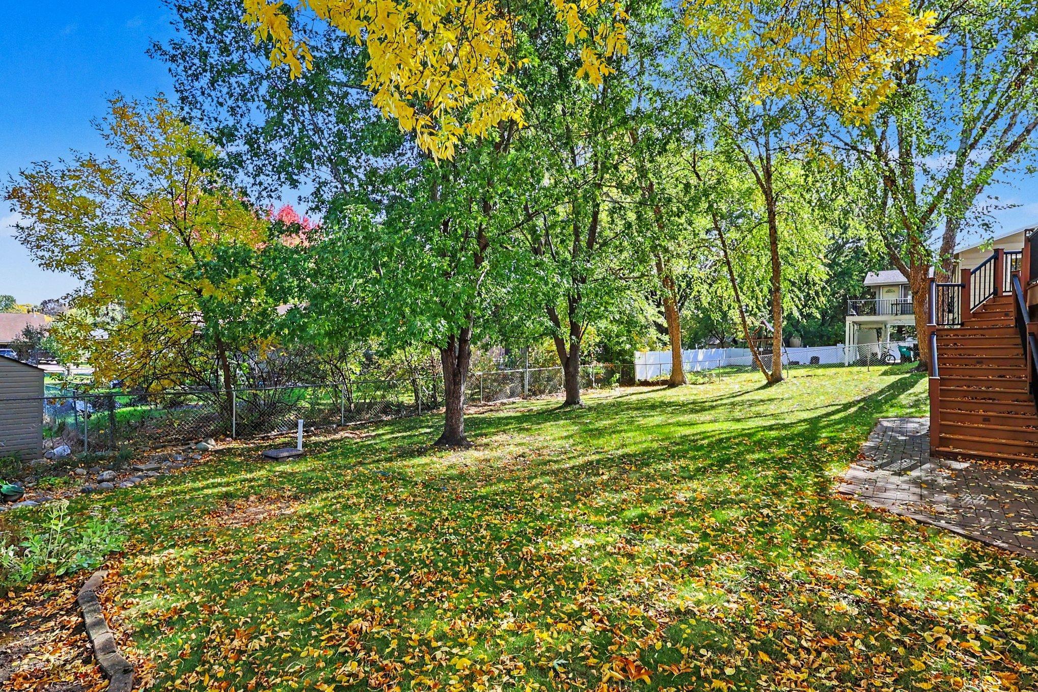 View of Residential at 12325 Villaburne Drive, Burnsville MN 55337, Burnsville (29 of 32) - Mike Wilen | Minnesota Team Real Estate
