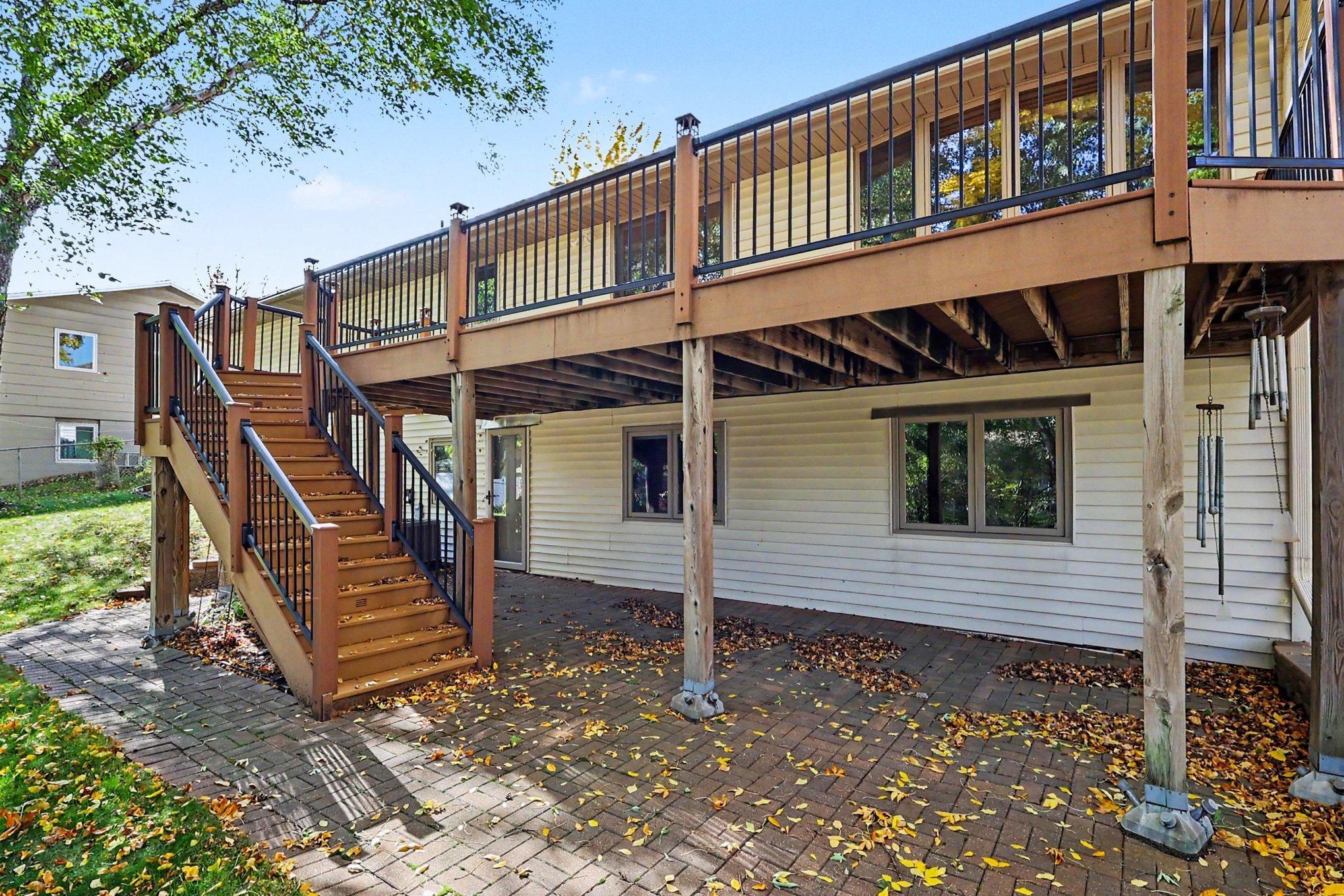 View of Residential at 12325 Villaburne Drive, Burnsville MN 55337, Burnsville (27 of 32) - Mike Wilen | Minnesota Team Real Estate
