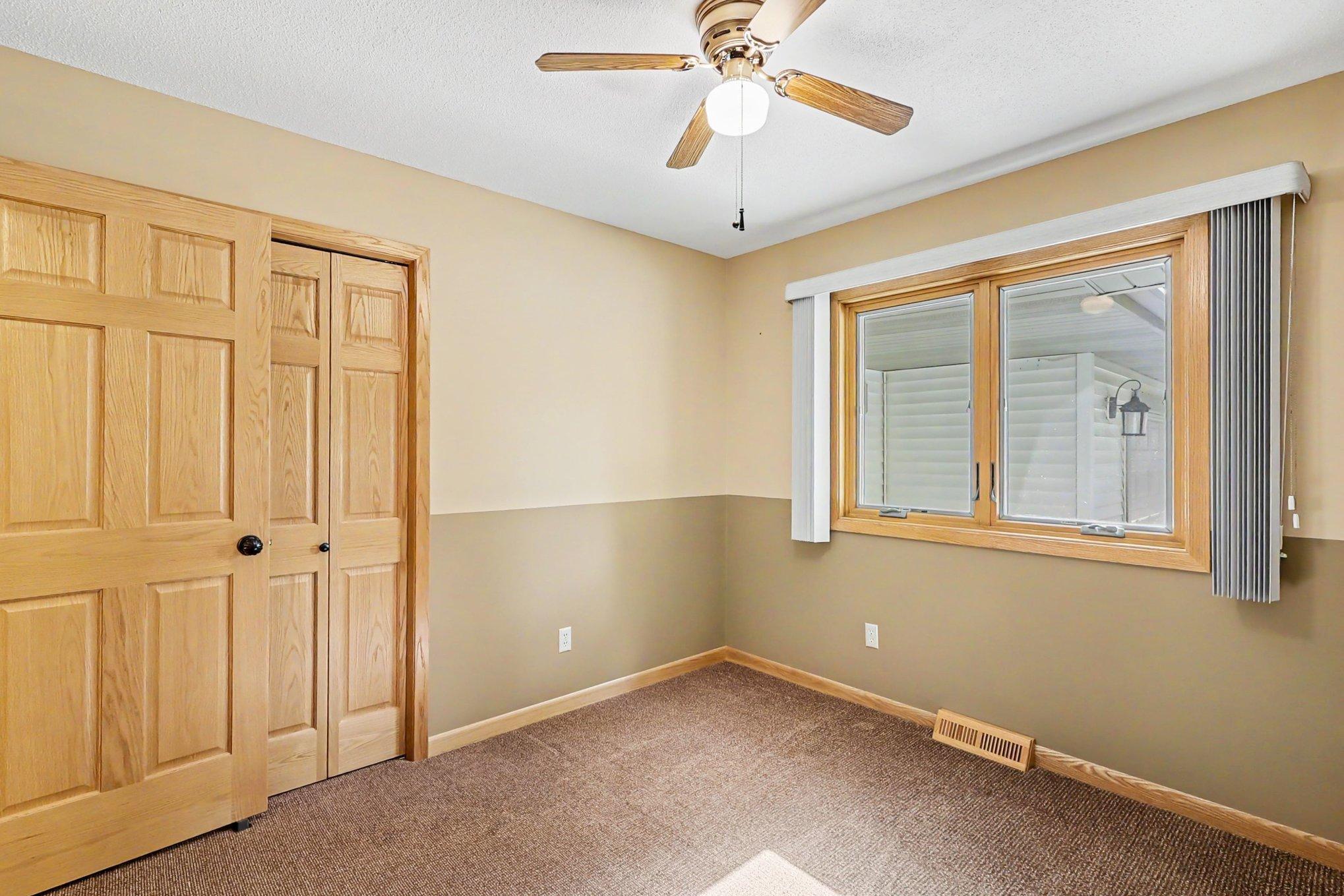 View of Residential at 12325 Villaburne Drive, Burnsville MN 55337, Burnsville (18 of 32) - Mike Wilen | Minnesota Team Real Estate
