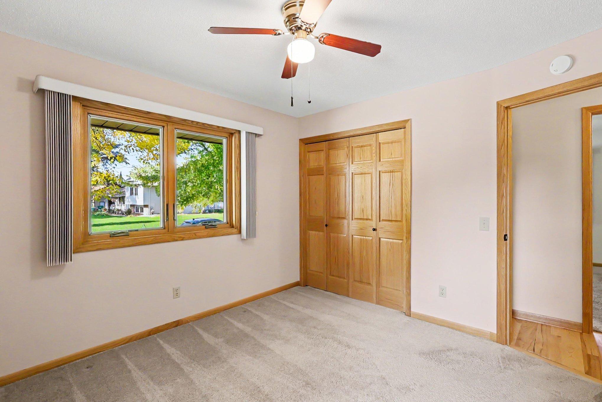 View of Residential at 12325 Villaburne Drive, Burnsville MN 55337, Burnsville (17 of 32) - Mike Wilen | Minnesota Team Real Estate